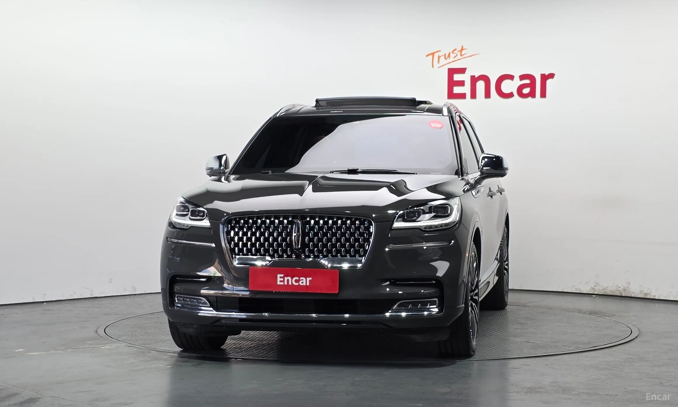 Lincoln Aviator 2nd Generation превью 3