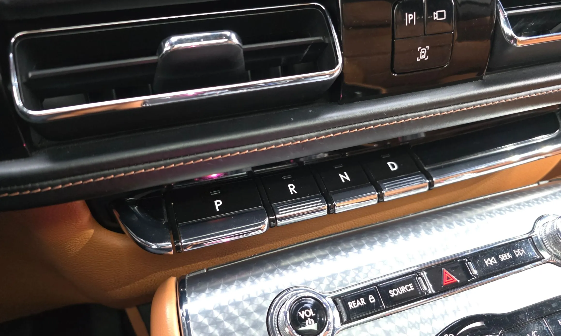 Lincoln Aviator 2nd Generation превью 9