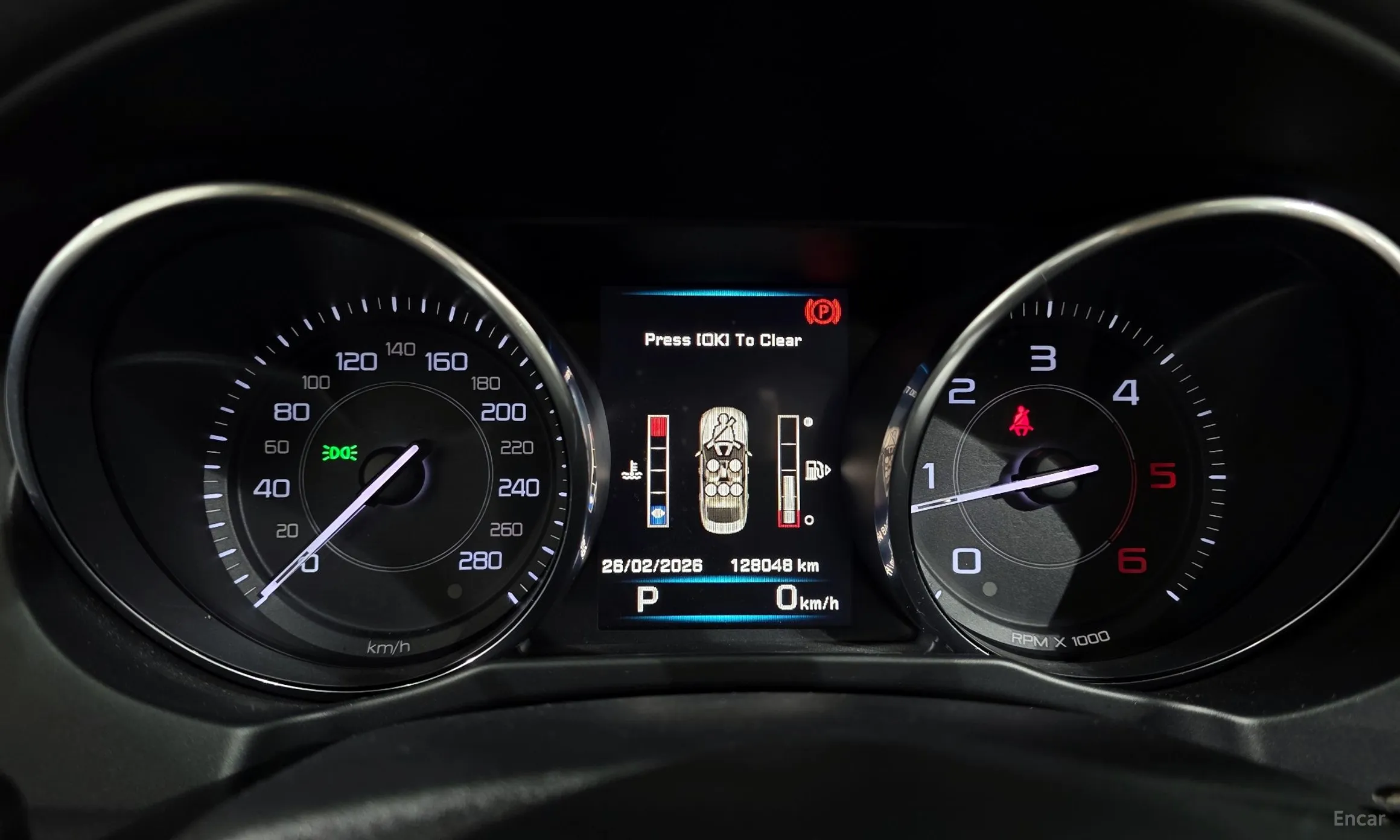 Jaguar XE превью 8