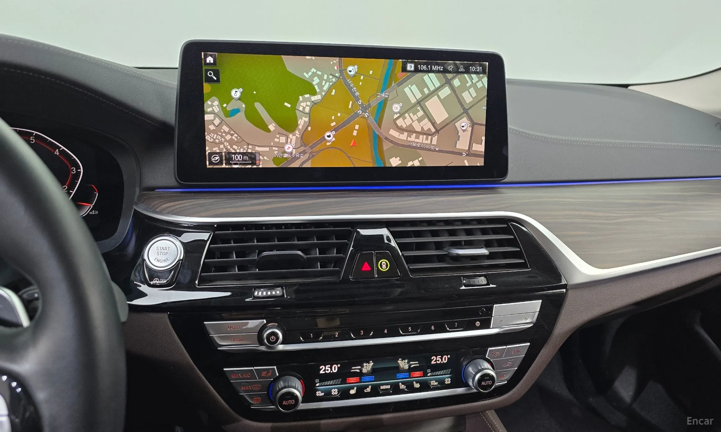 BMW 5 Series (G30) превью 14
