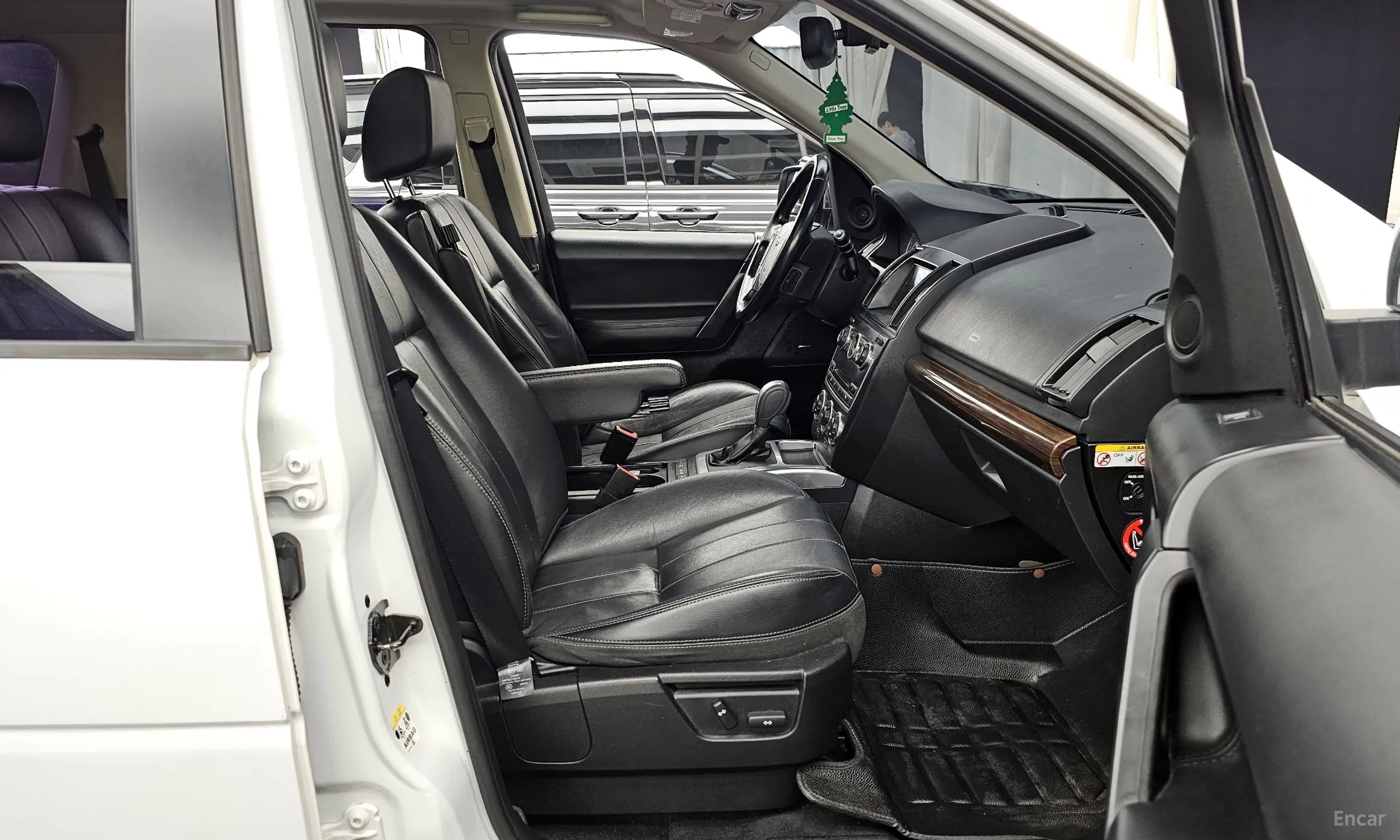 Land Rover Freelander 2 превью 11