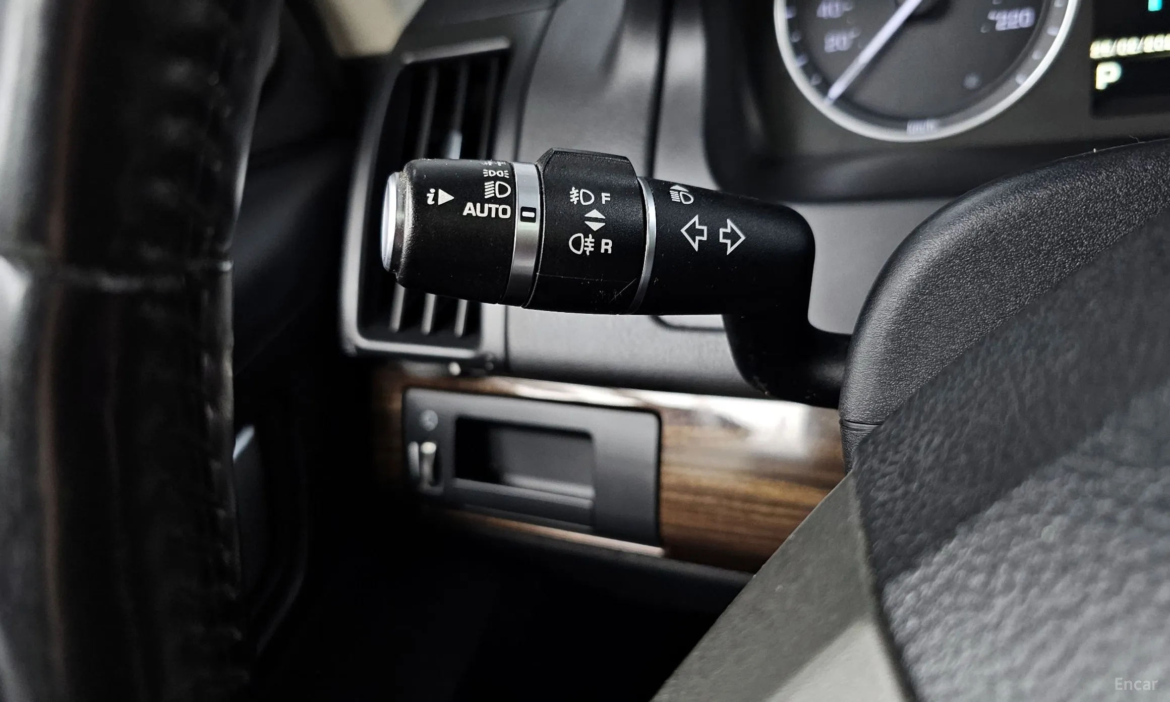 Land Rover Freelander 2 превью 14