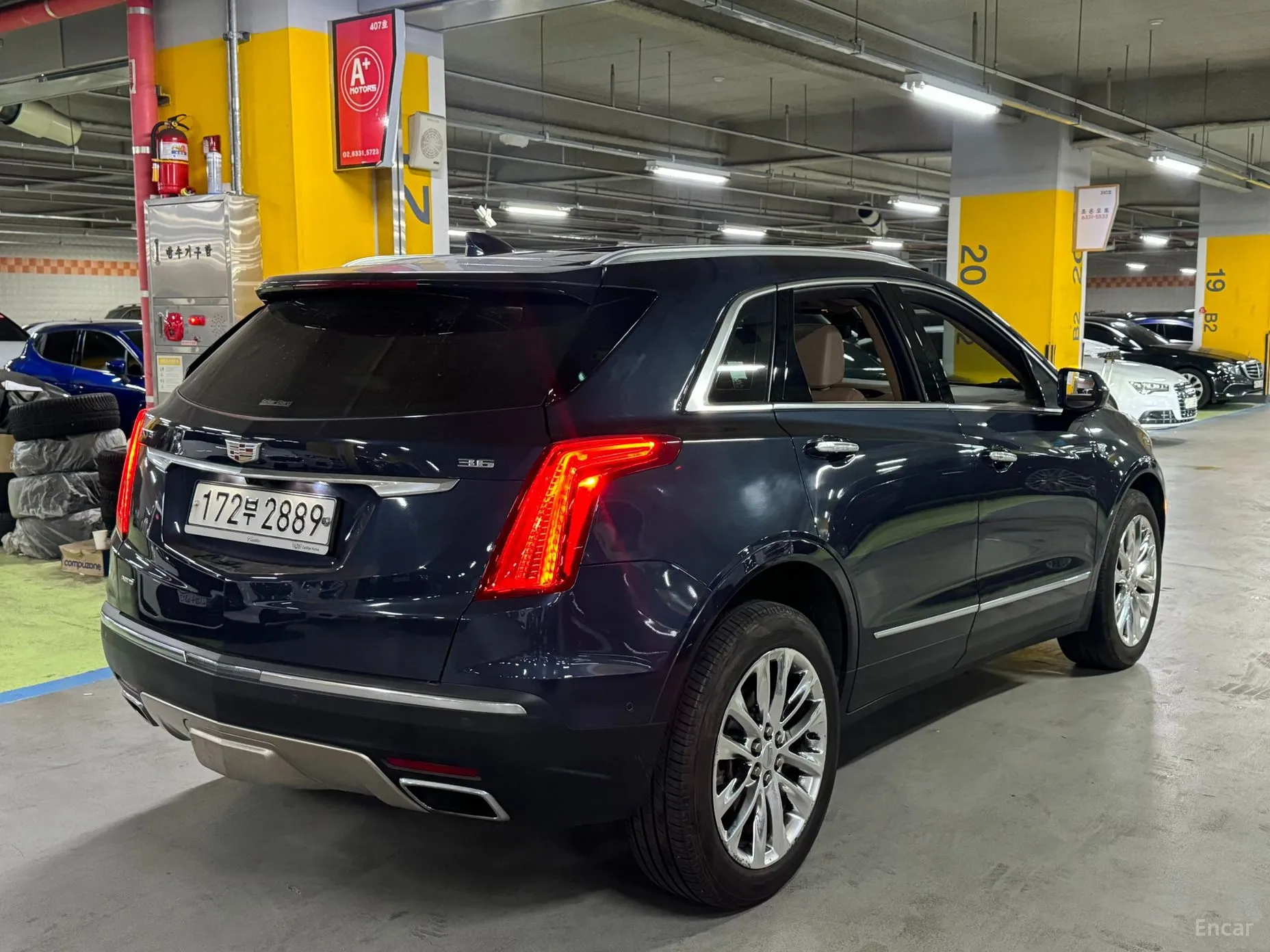 Cadillac XT5 превью 4