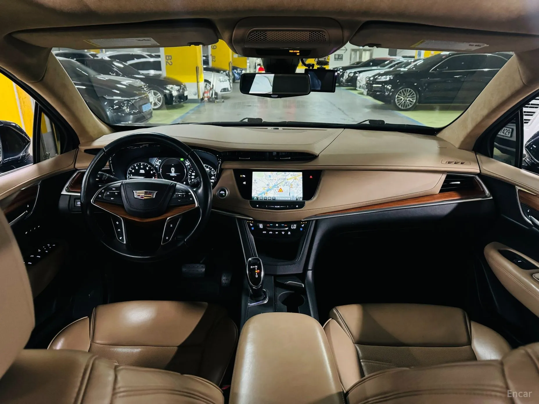 Cadillac XT5 превью 5