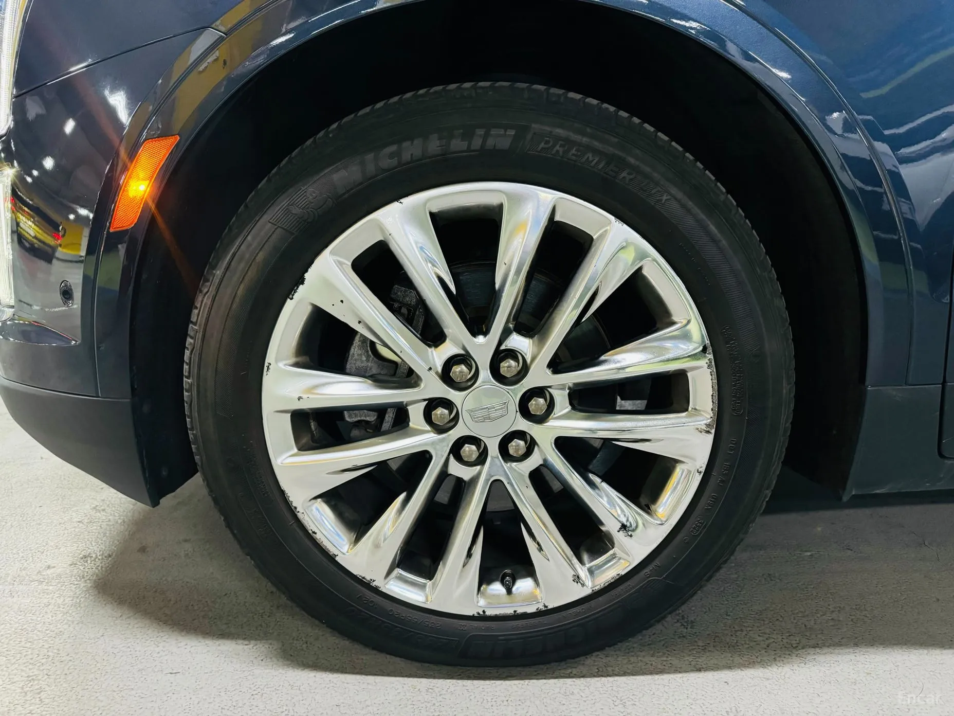 Cadillac XT5 превью 6