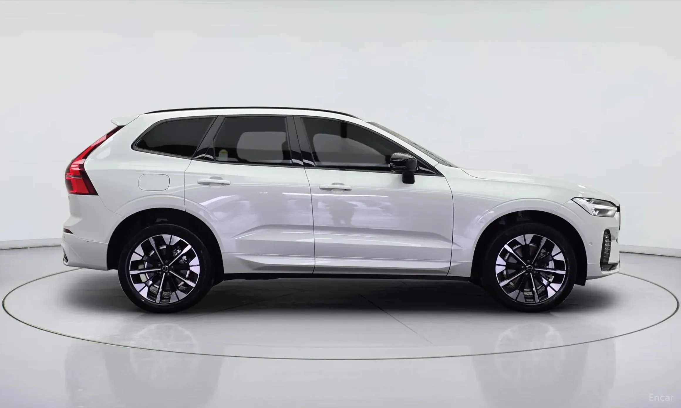 Volvo XC60 Gen 2 превью 4