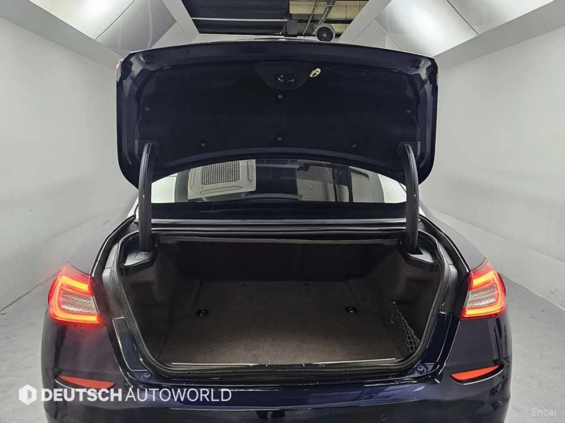 Maserati Quattroporte превью 19