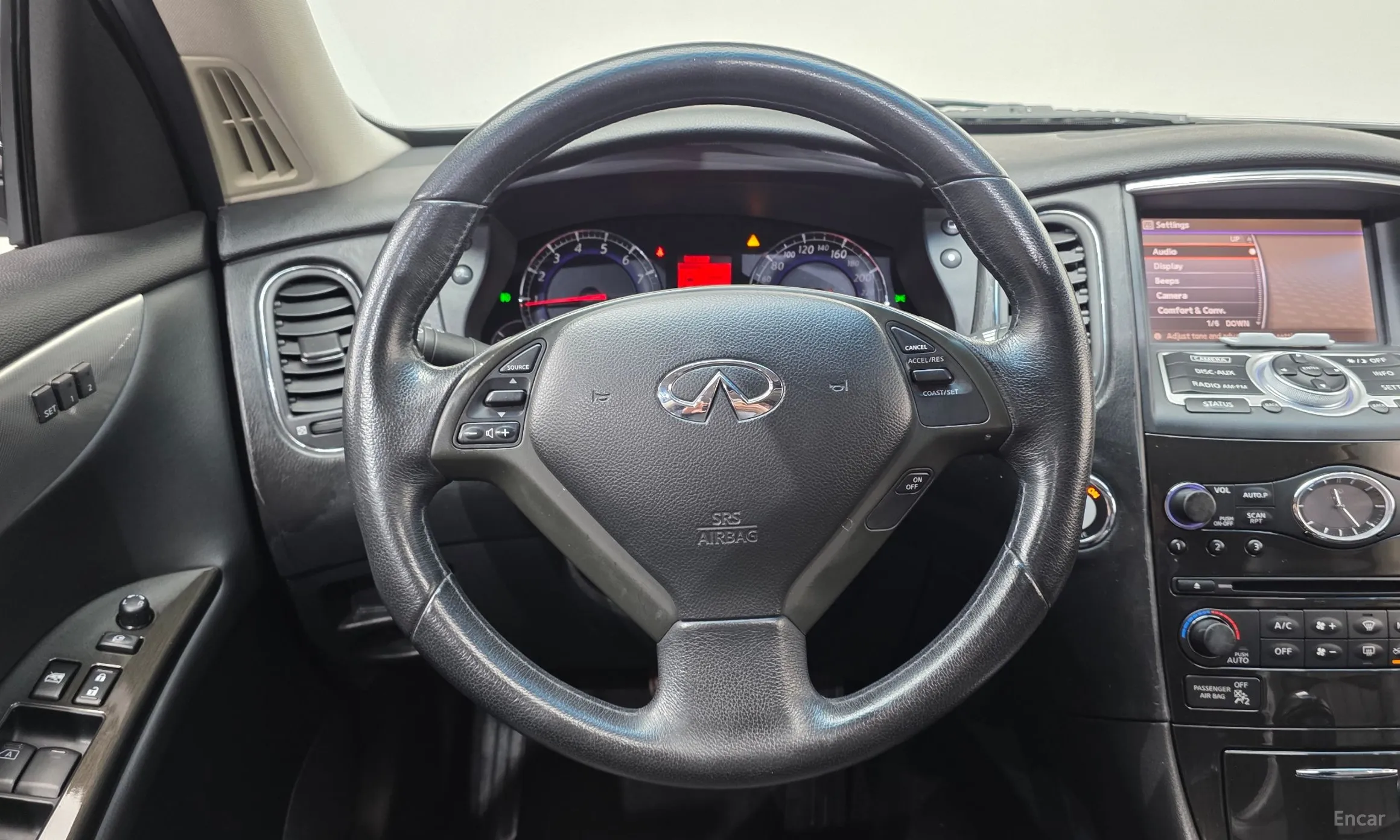 Infiniti EX35 превью 14