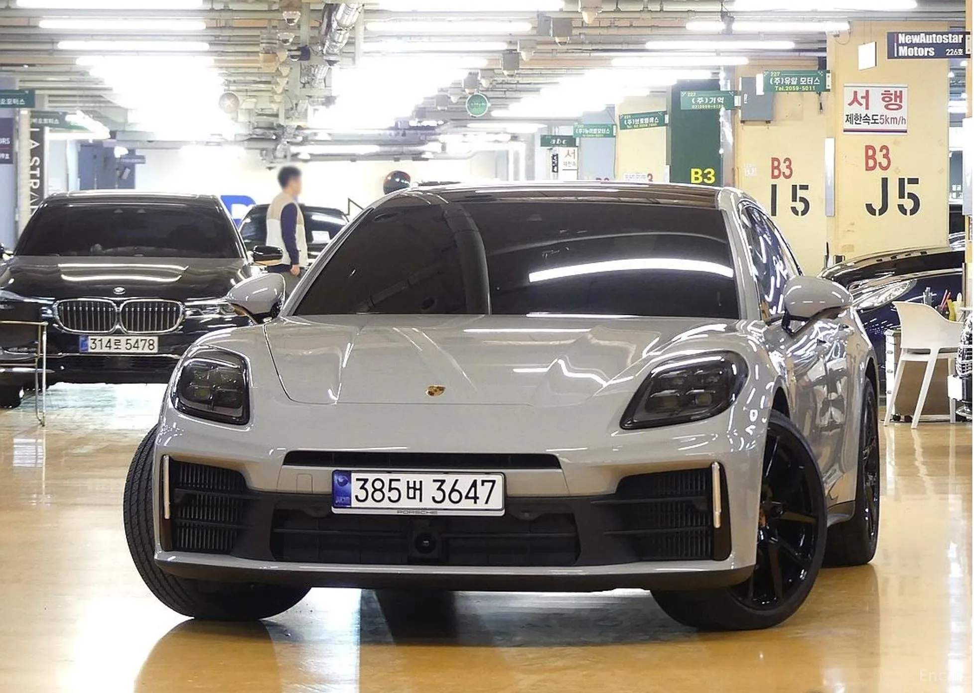 Porsche Panamera (976) превью 3