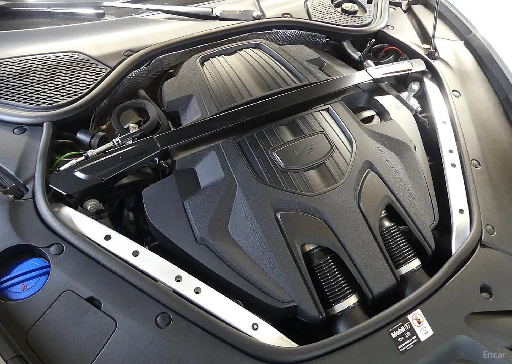 Porsche Panamera (976) превью 6