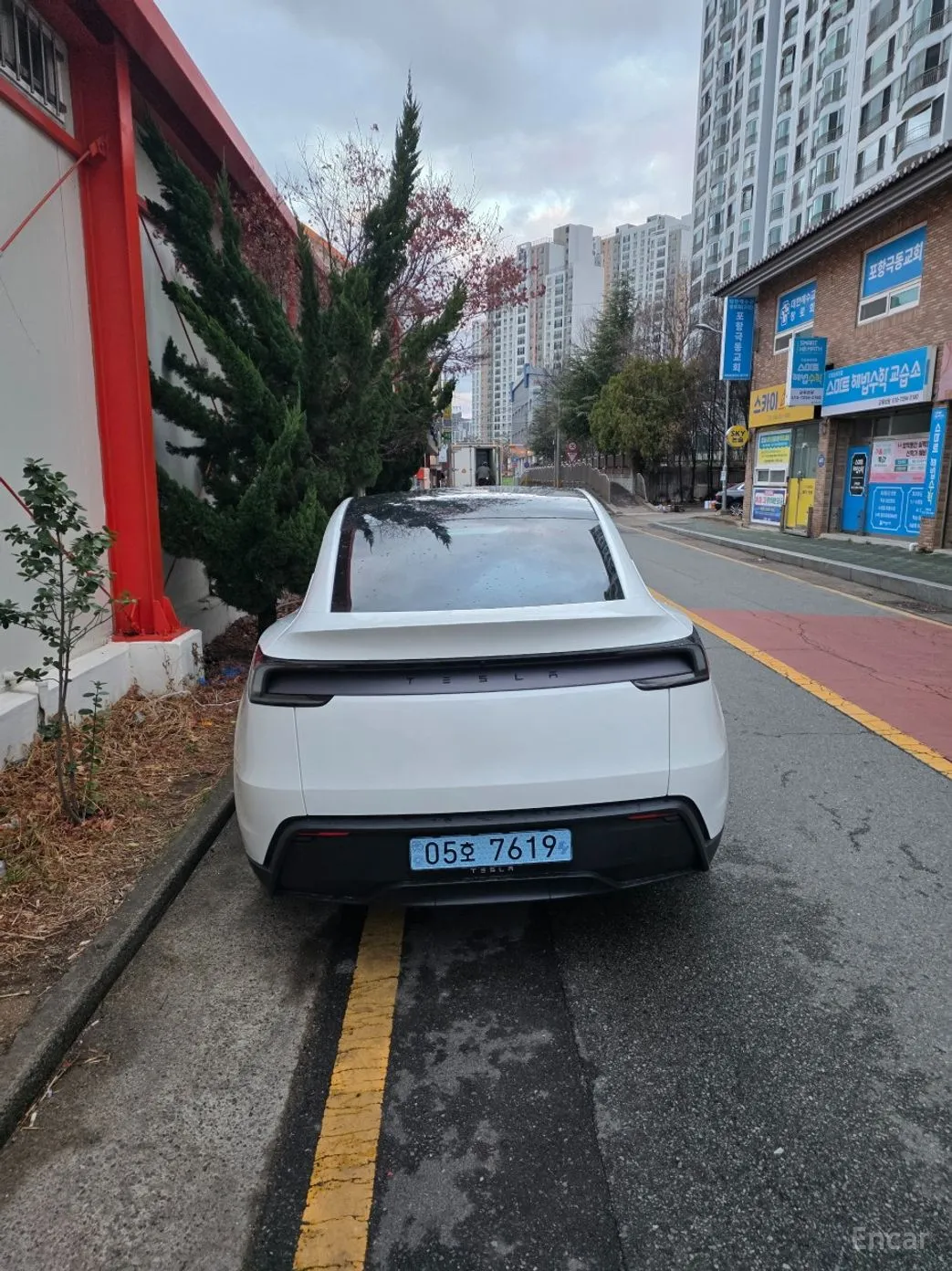 Tesla Model Y превью 13