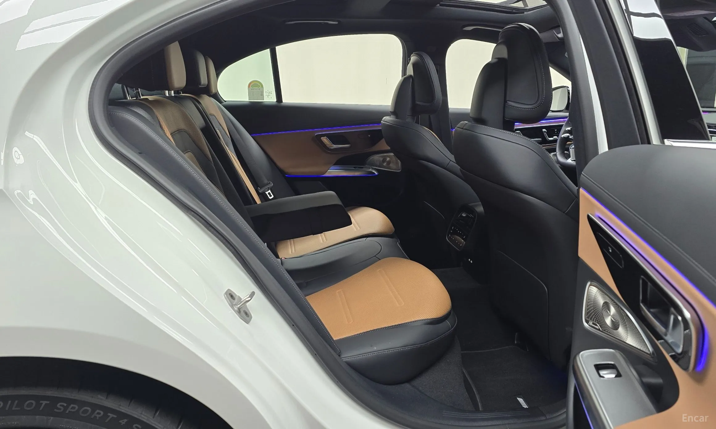Mercedes Benz E-Class W214 превью 12