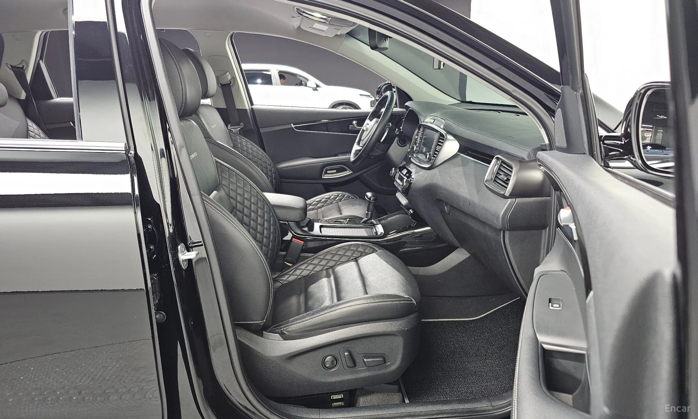 Kia Sorento превью 12