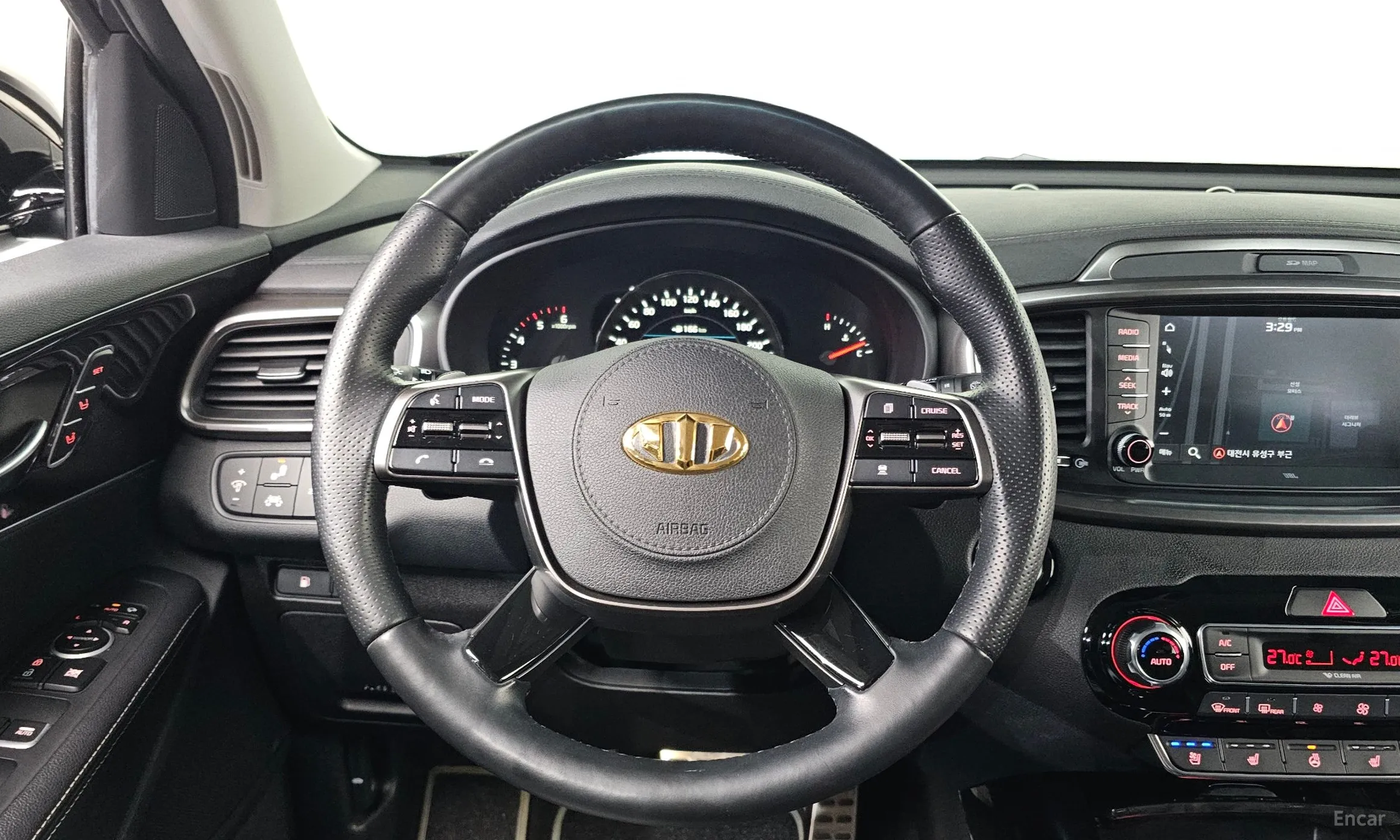 Kia Sorento превью 15