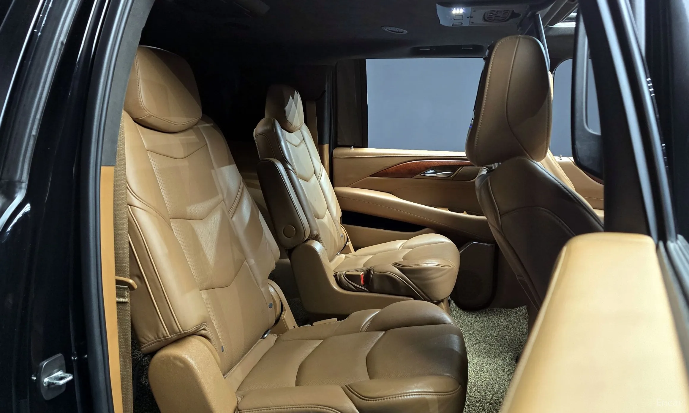 Cadillac Escalade превью 12