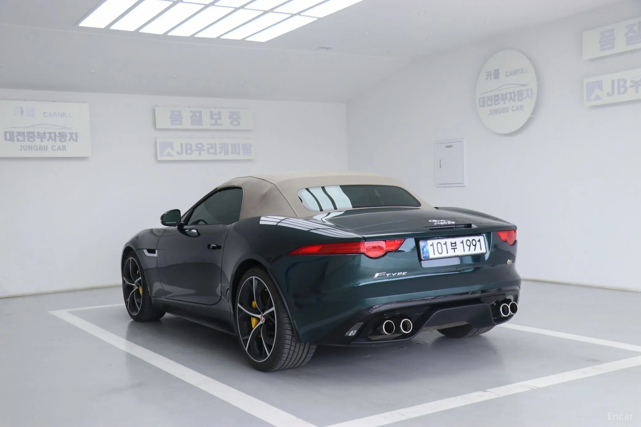 Jaguar F-TYPE превью 7