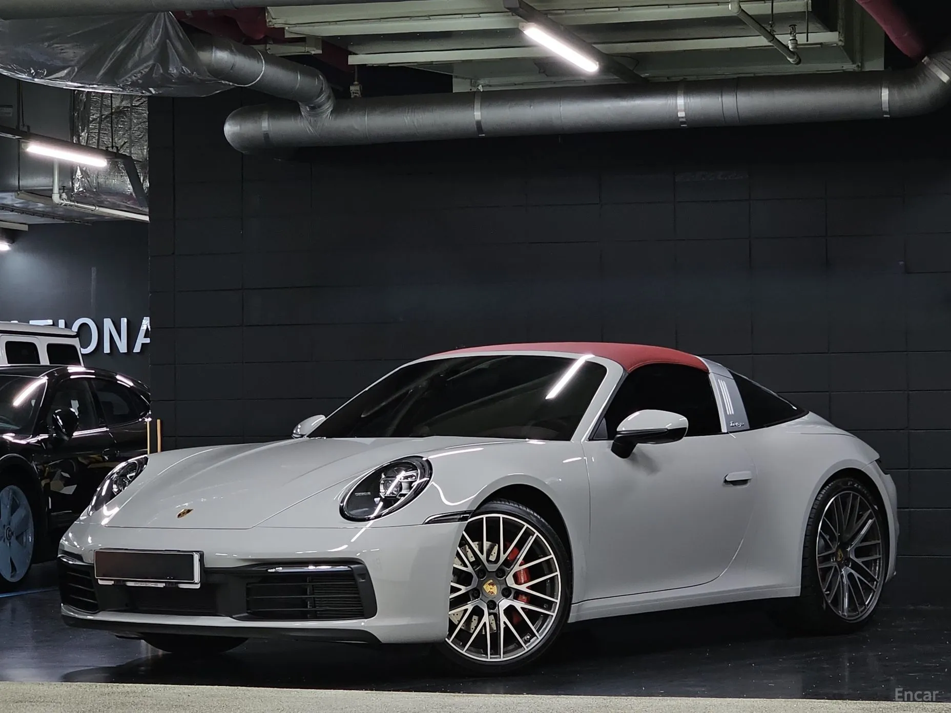 Porsche 911 (992)