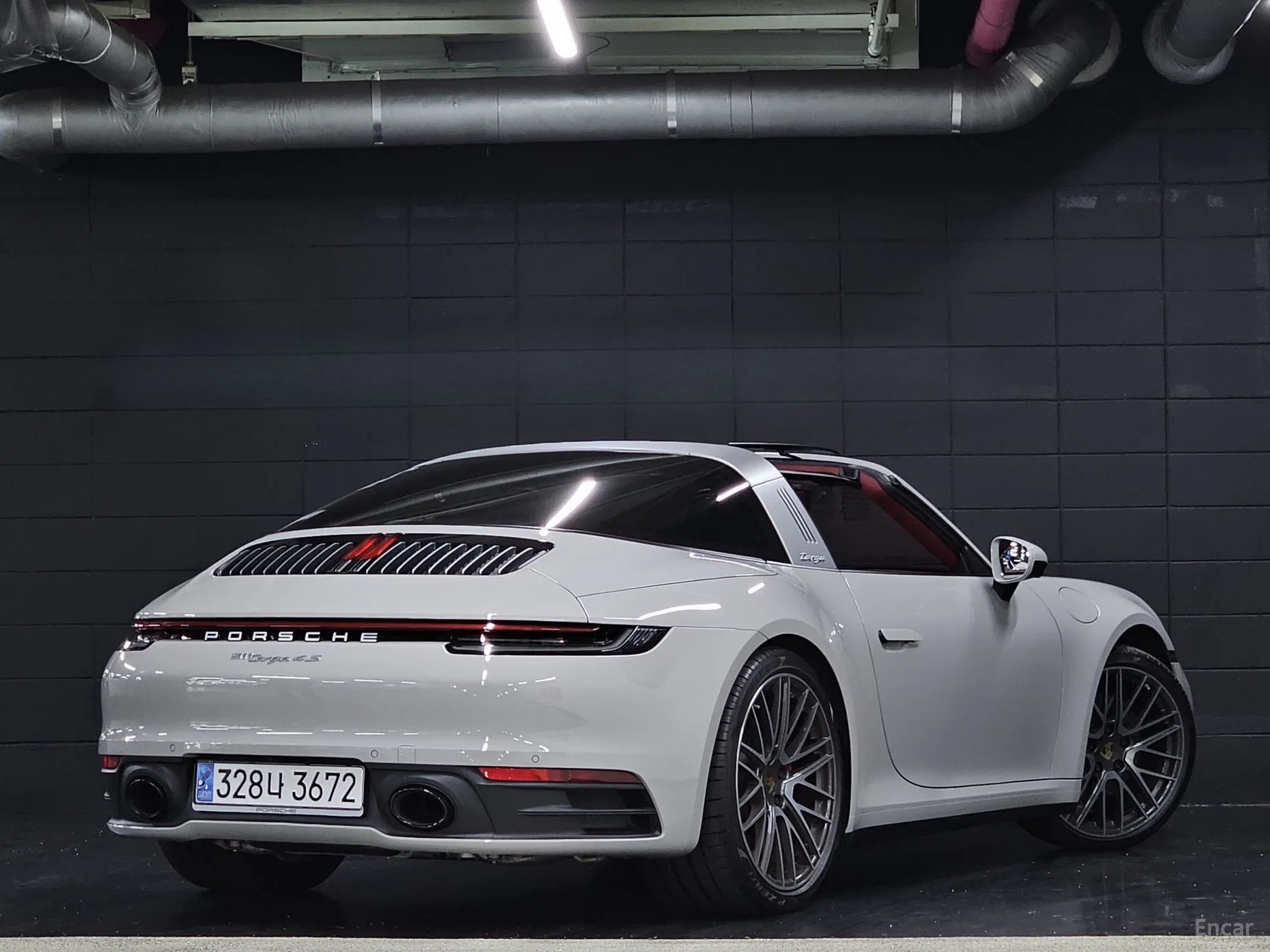 Porsche 911 (992) превью 4