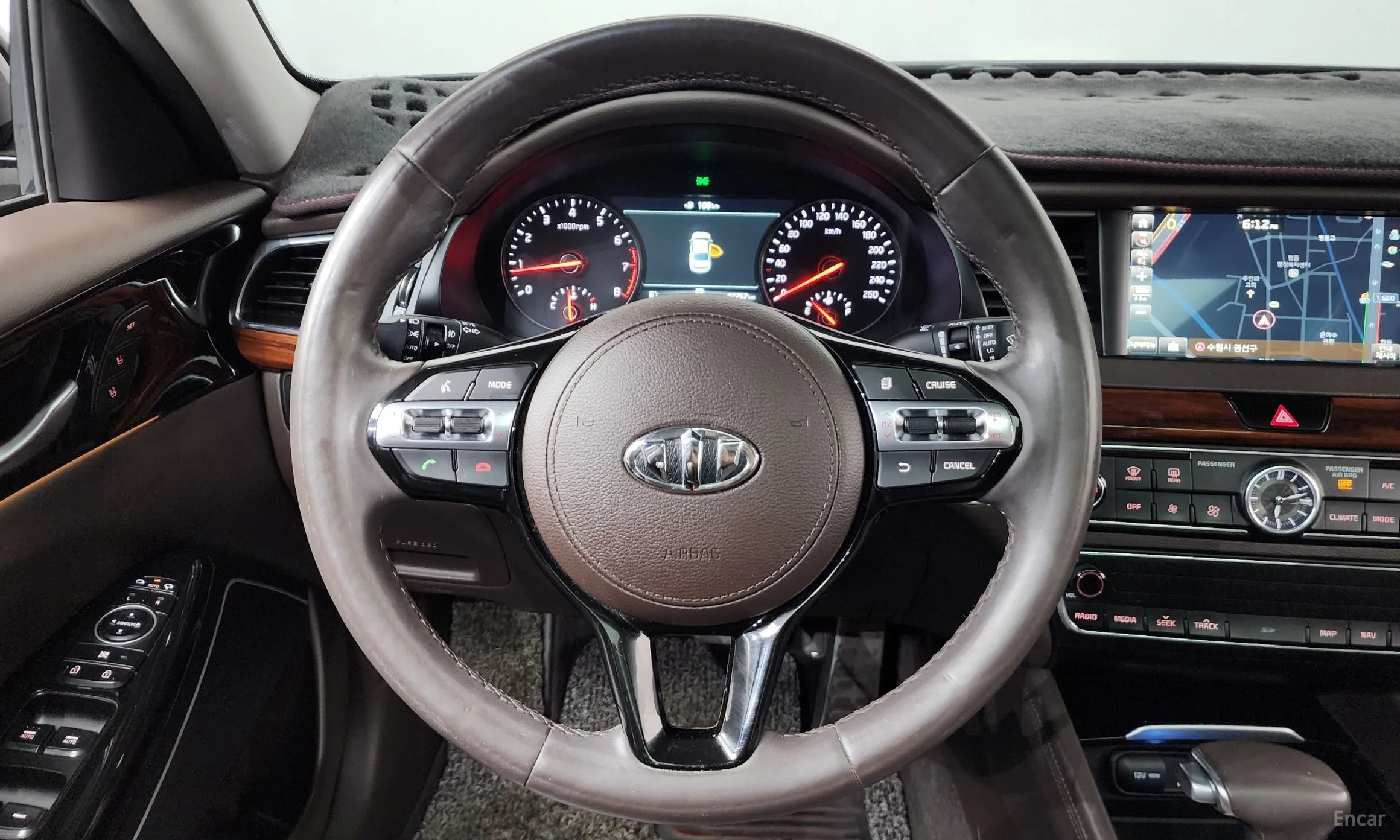 Kia K7 превью 13