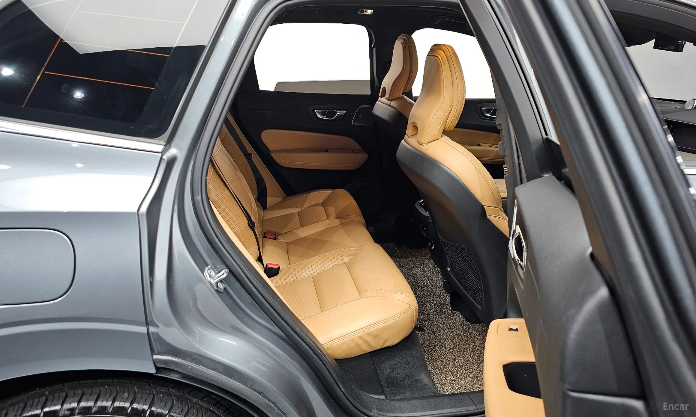 Volvo XC60 Gen 2 превью 12