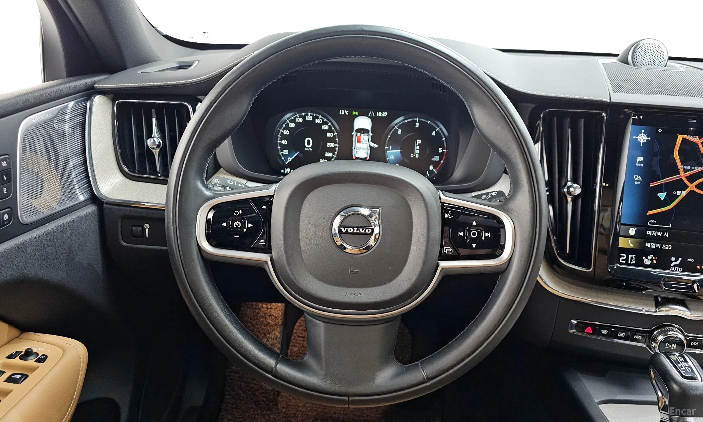 Volvo XC60 Gen 2 превью 13