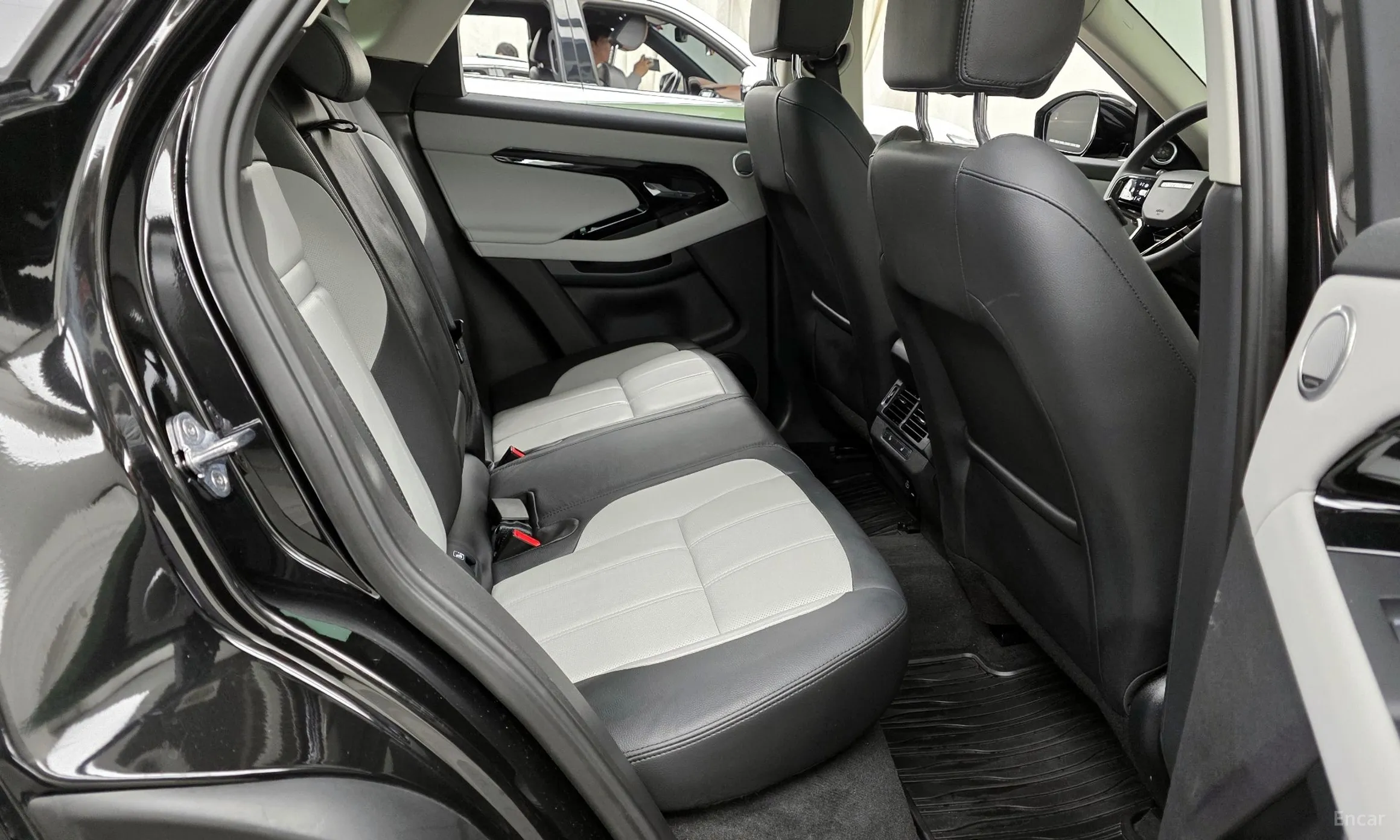 Land Rover Range Rover Evoque 2nd Generation превью 12