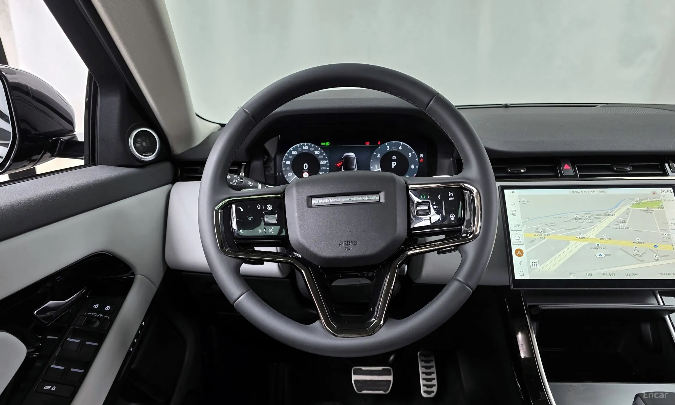 Land Rover Range Rover Evoque 2nd Generation превью 13