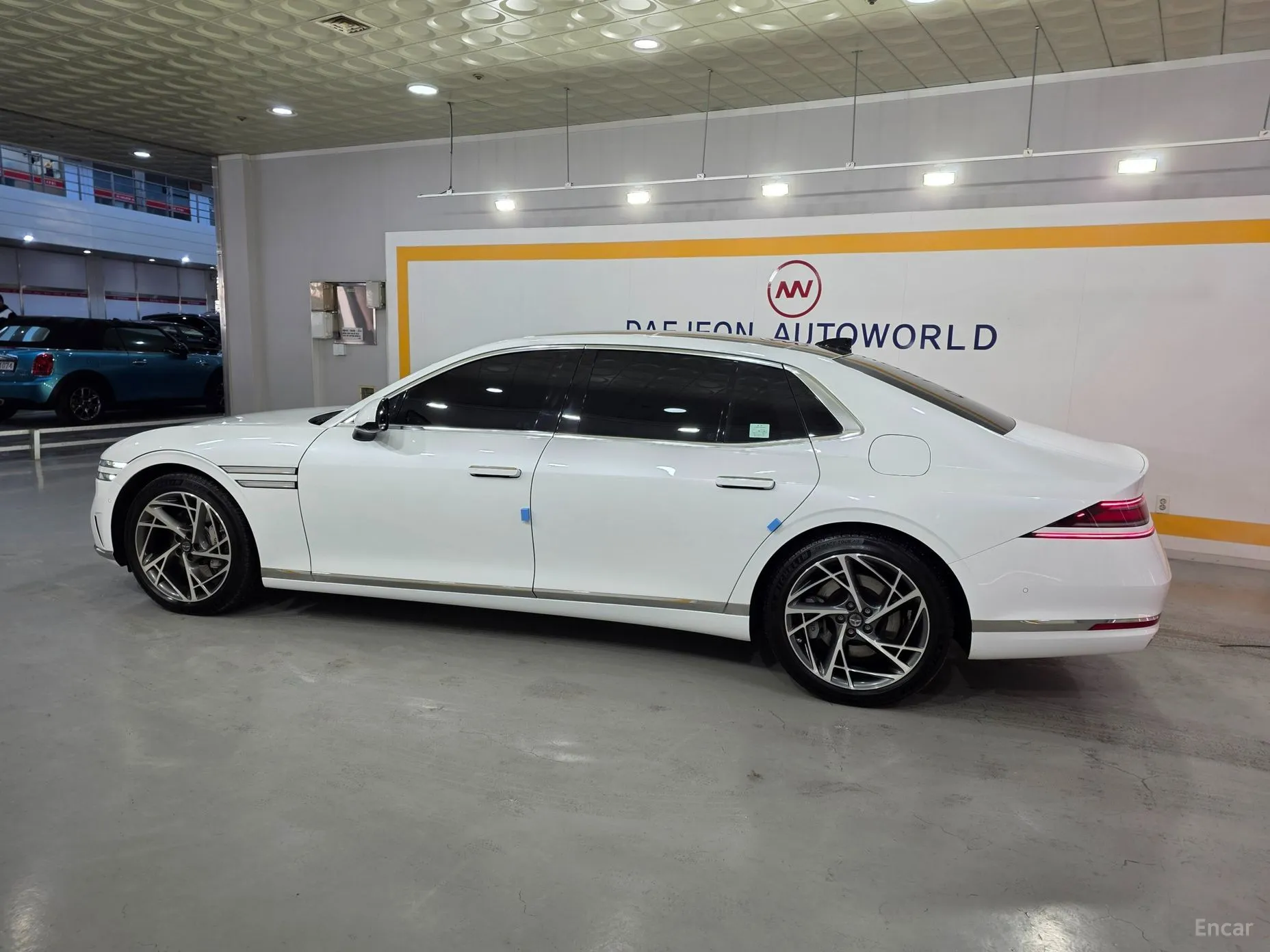 Genesis G90 (RS4) превью 2