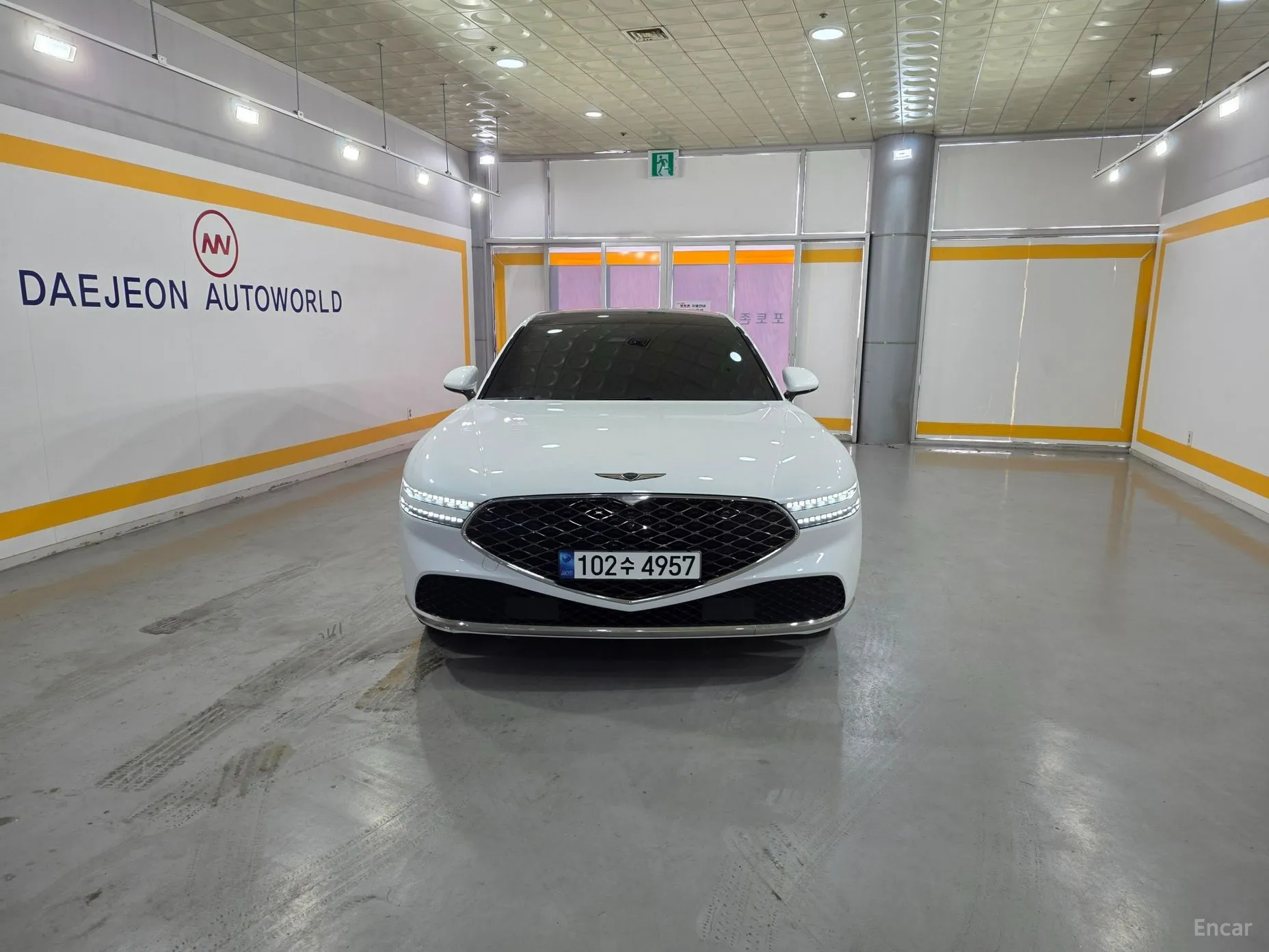 Genesis G90 (RS4) превью 8