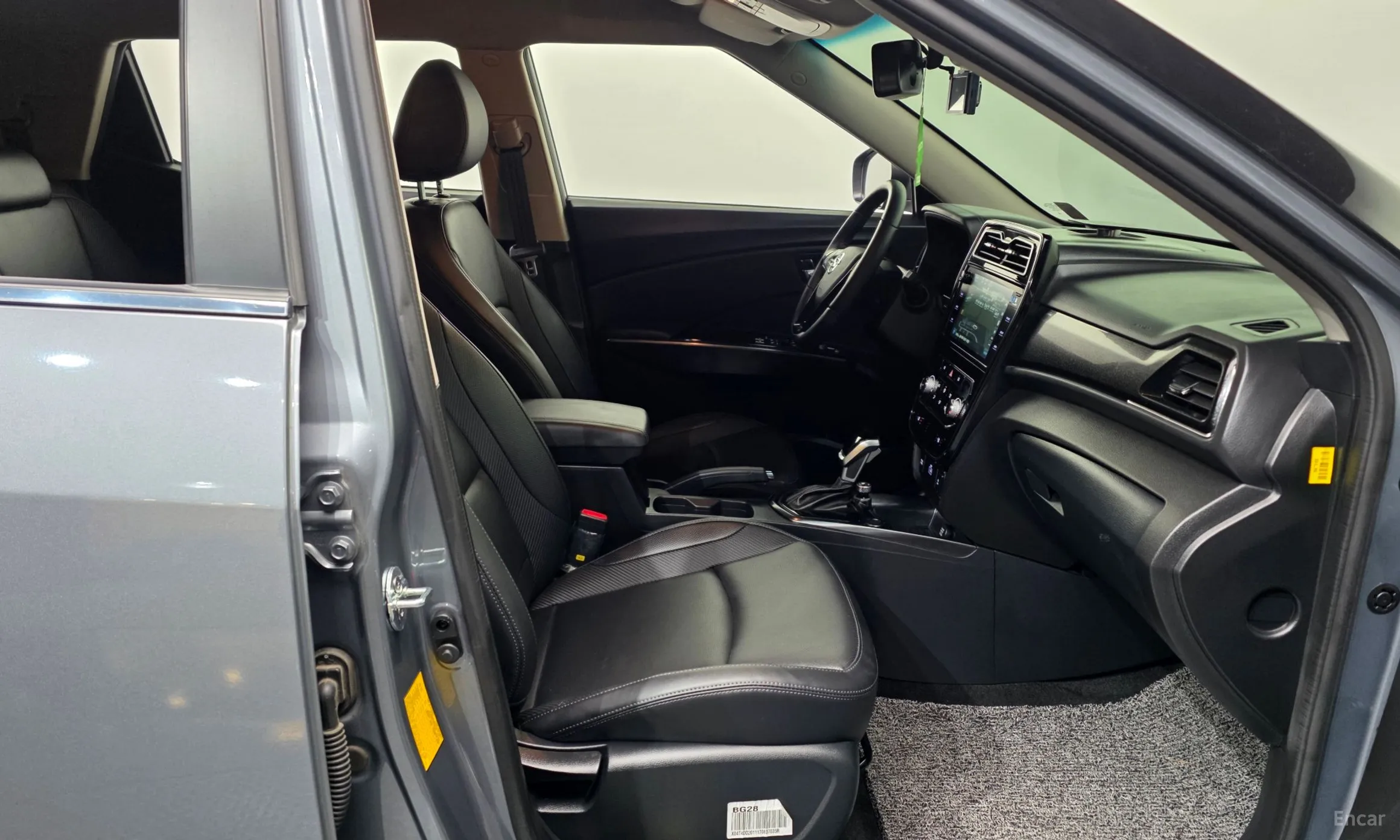 KG Mobility (SsangYong) Tivoli Air превью 11