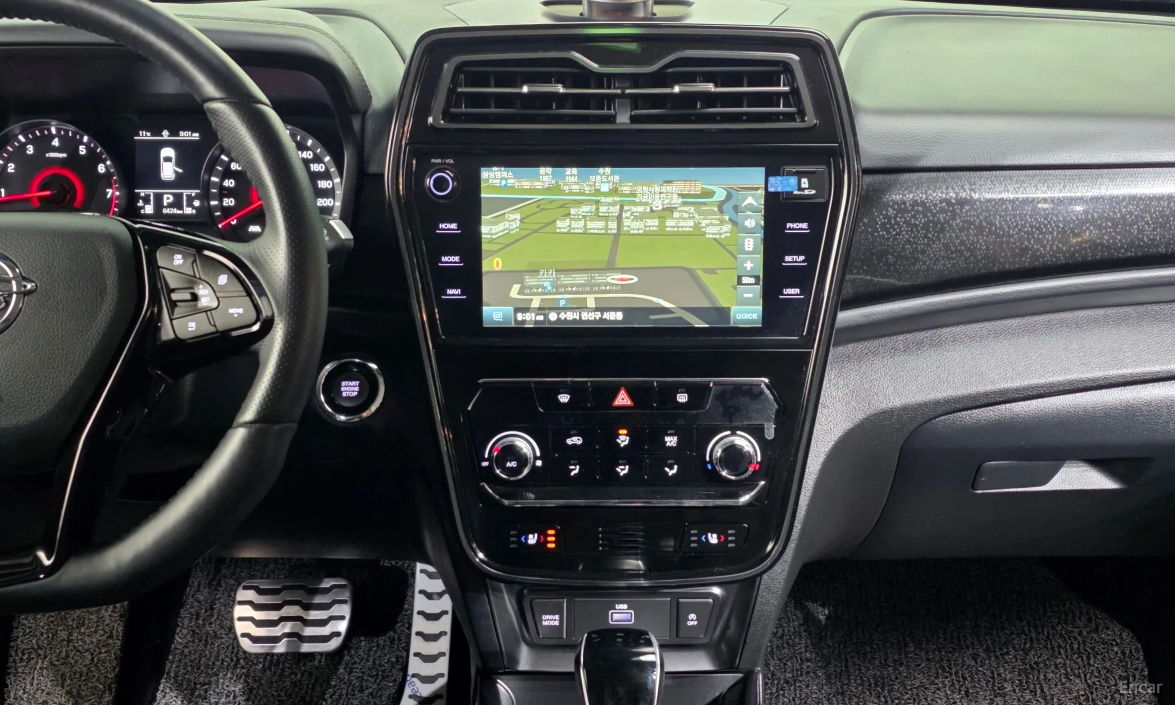 KG Mobility (SsangYong) Tivoli Air превью 14
