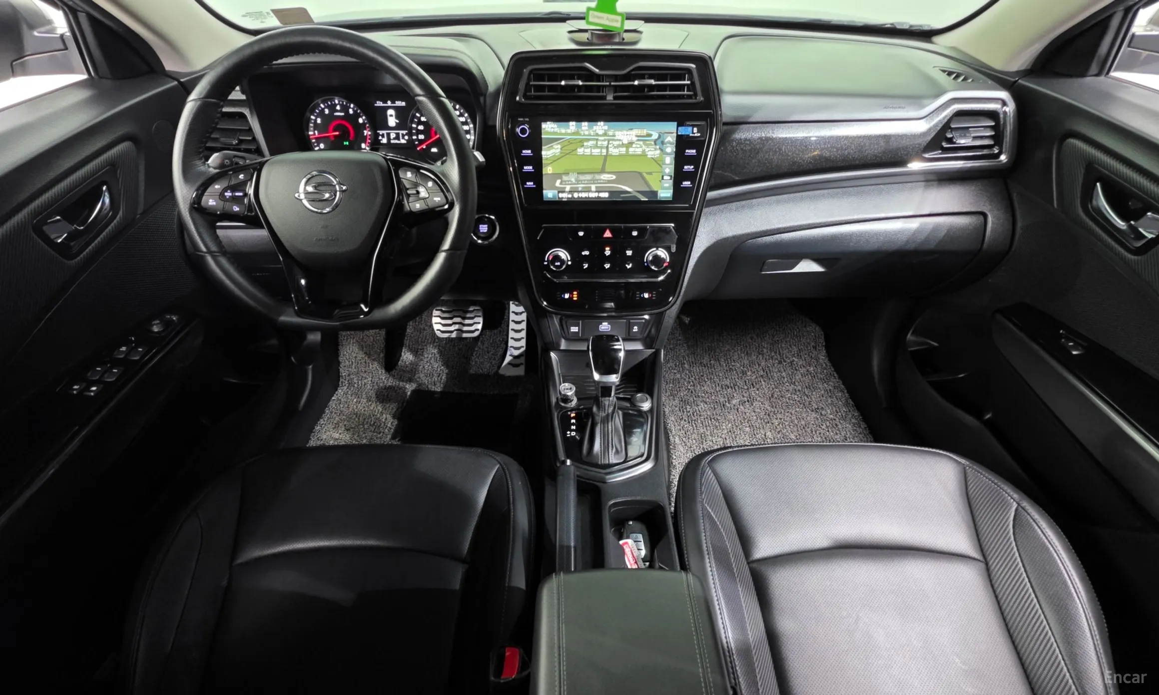 KG Mobility (SsangYong) Tivoli Air превью 7