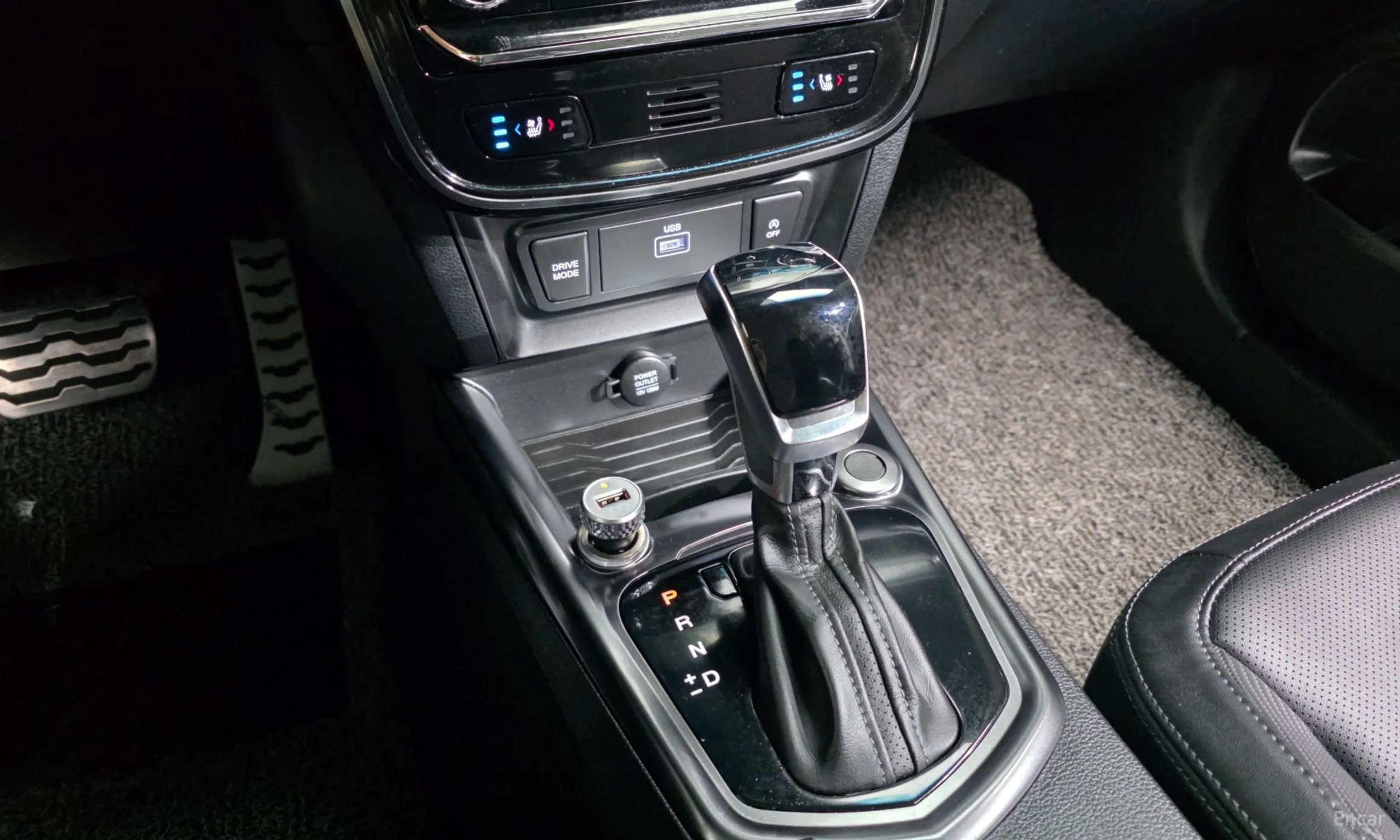 KG Mobility (SsangYong) Tivoli Air превью 9