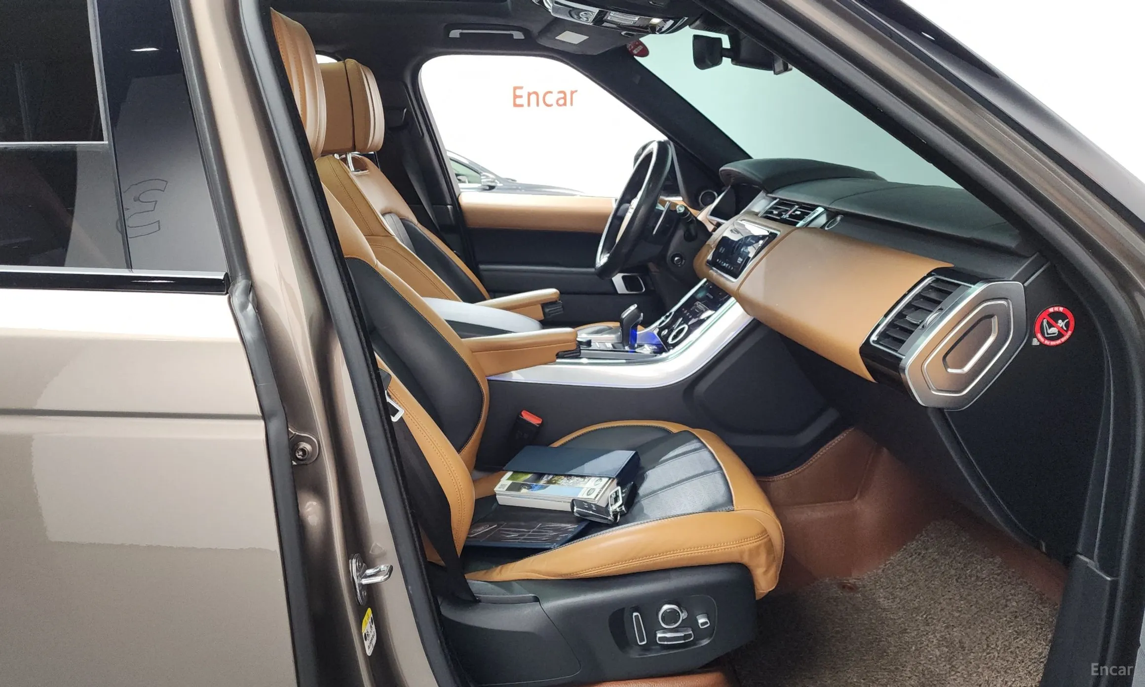 Land Rover Range Rover Sport 2nd Generation превью 11