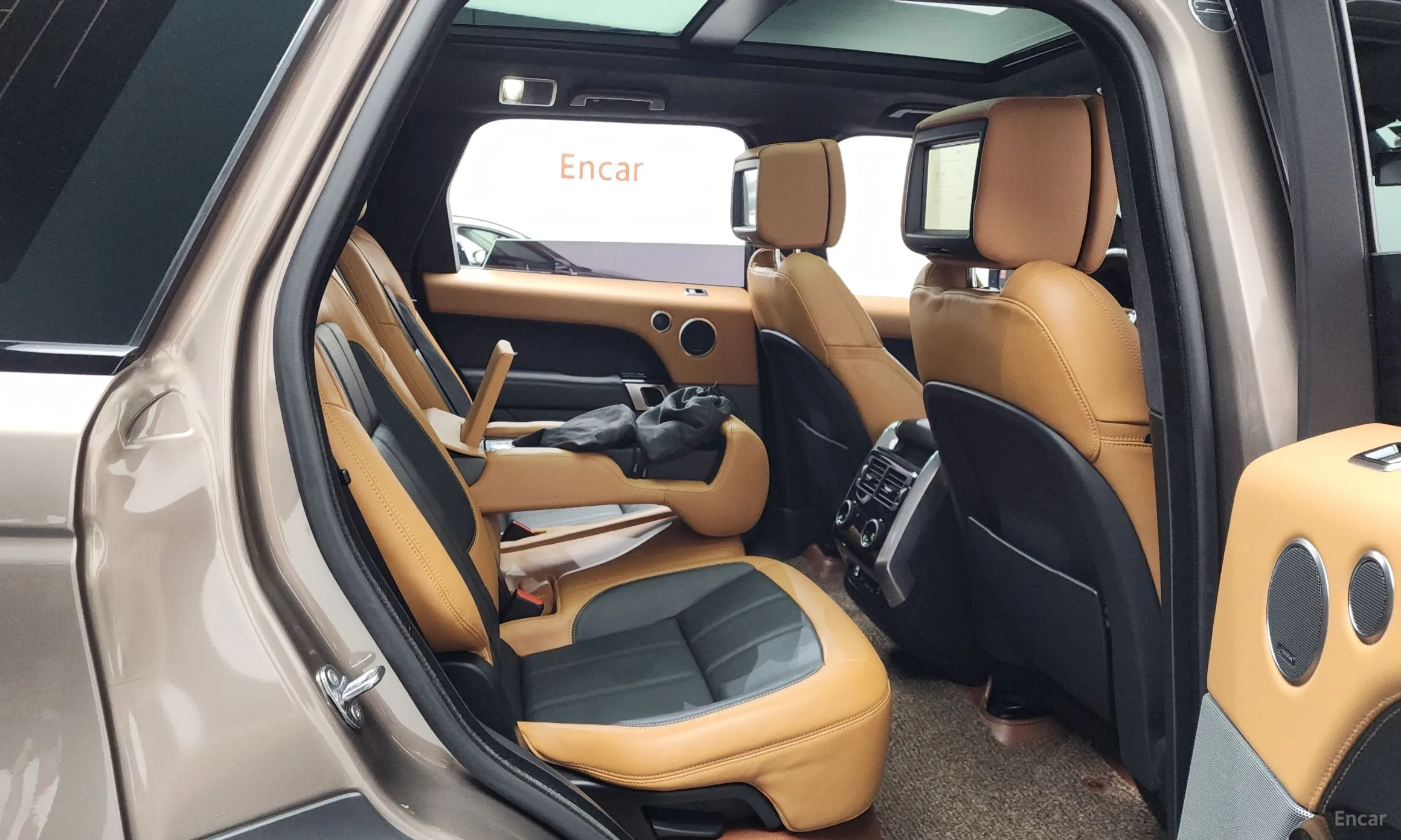 Land Rover Range Rover Sport 2nd Generation превью 12