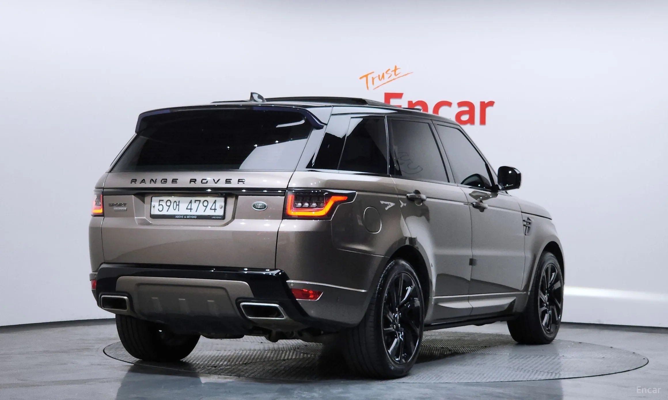 Land Rover Range Rover Sport 2nd Generation