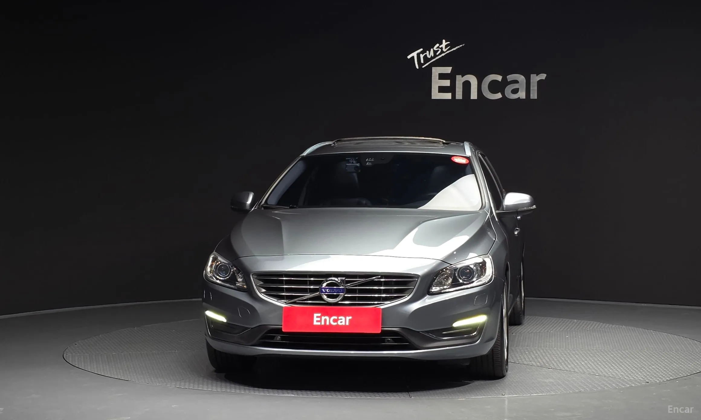 Volvo V60 превью 3