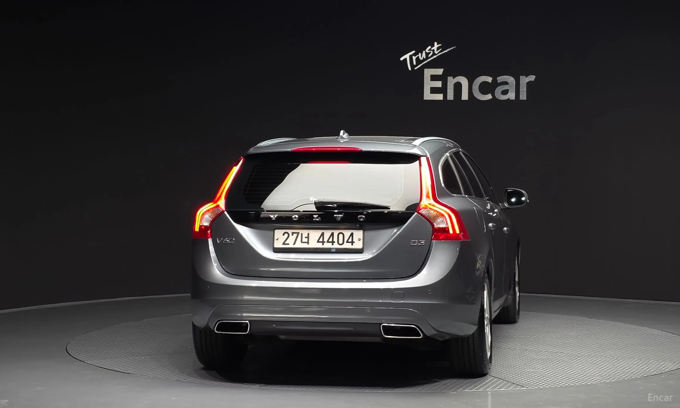 Volvo V60 превью 4