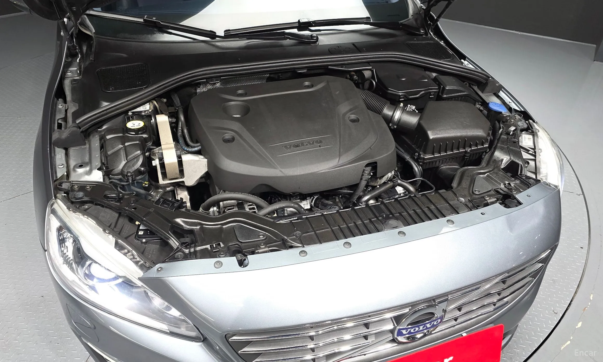 Volvo V60 превью 6