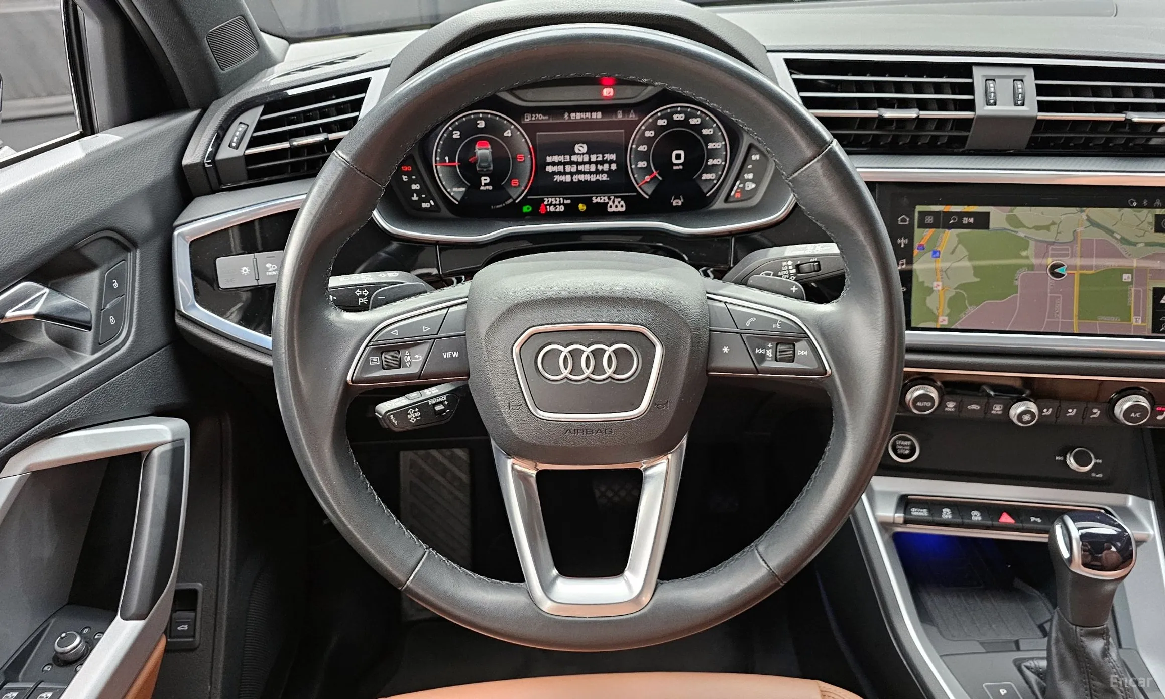 Audi Q3 (F3) превью 13