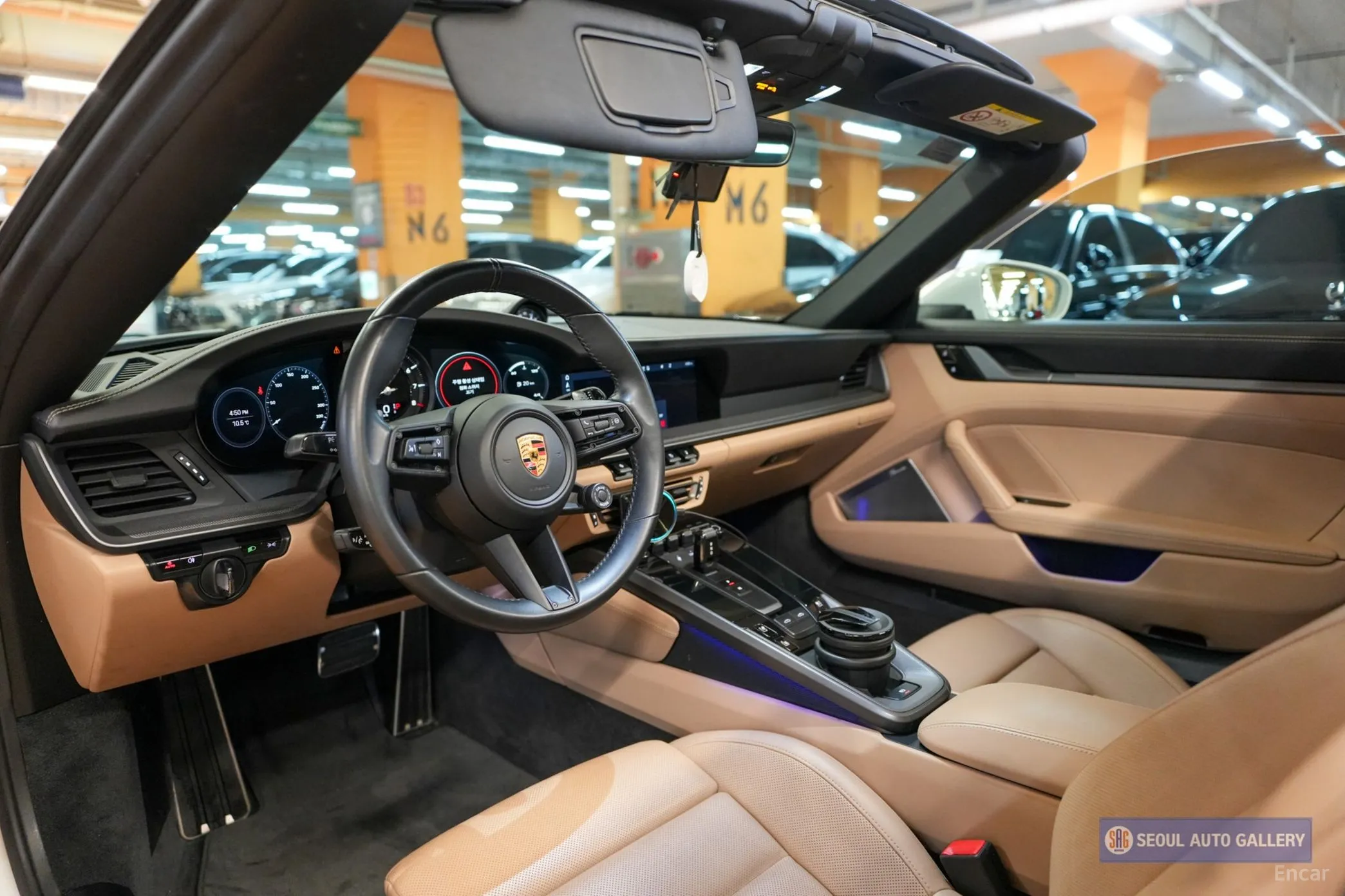 Porsche 911 (992) превью 6