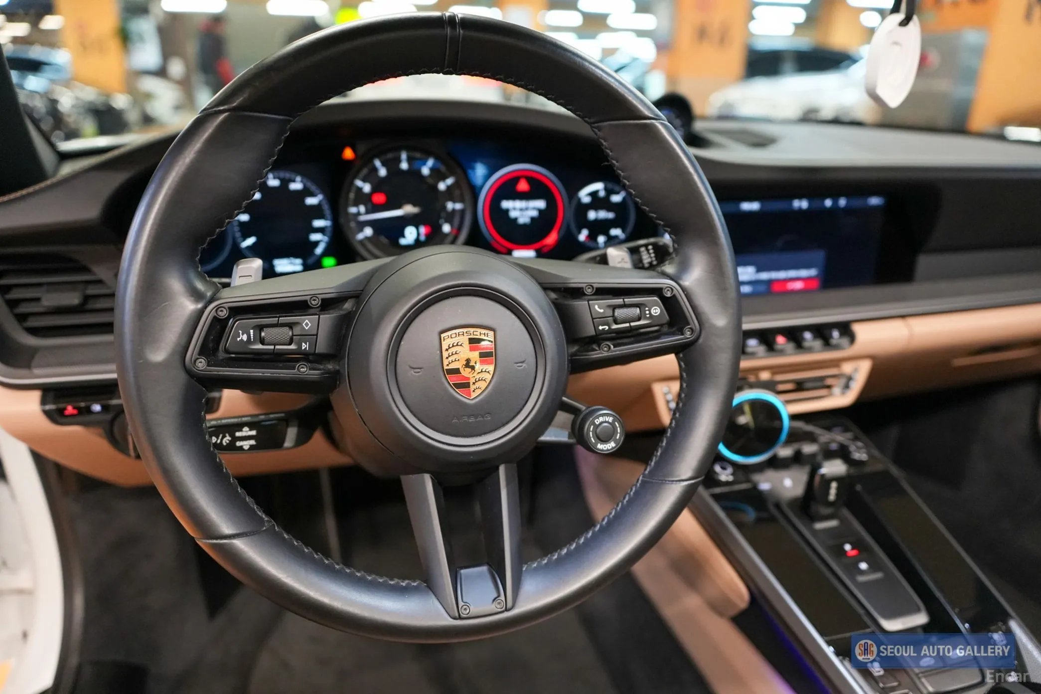 Porsche 911 (992) превью 7