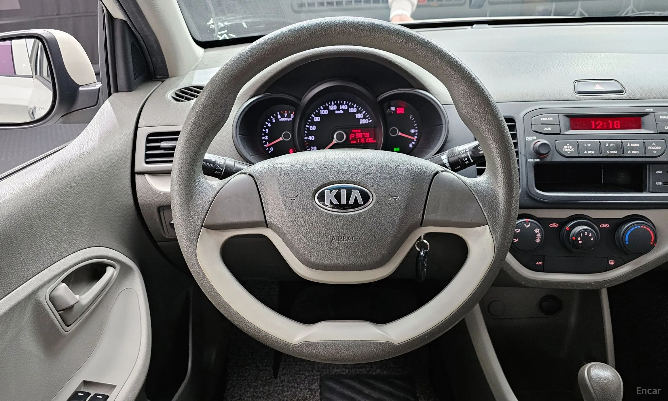 Kia morning превью 13
