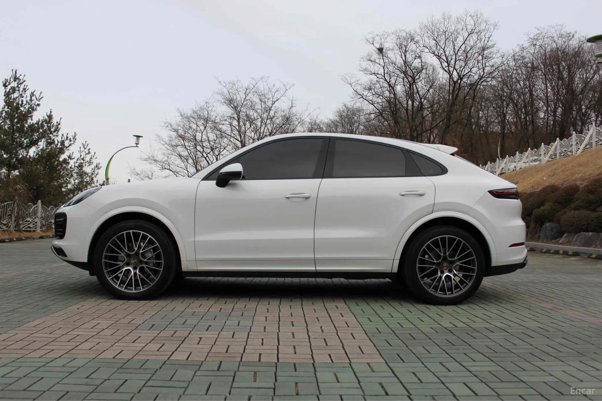 Porsche Cayenne (PO536) превью 3