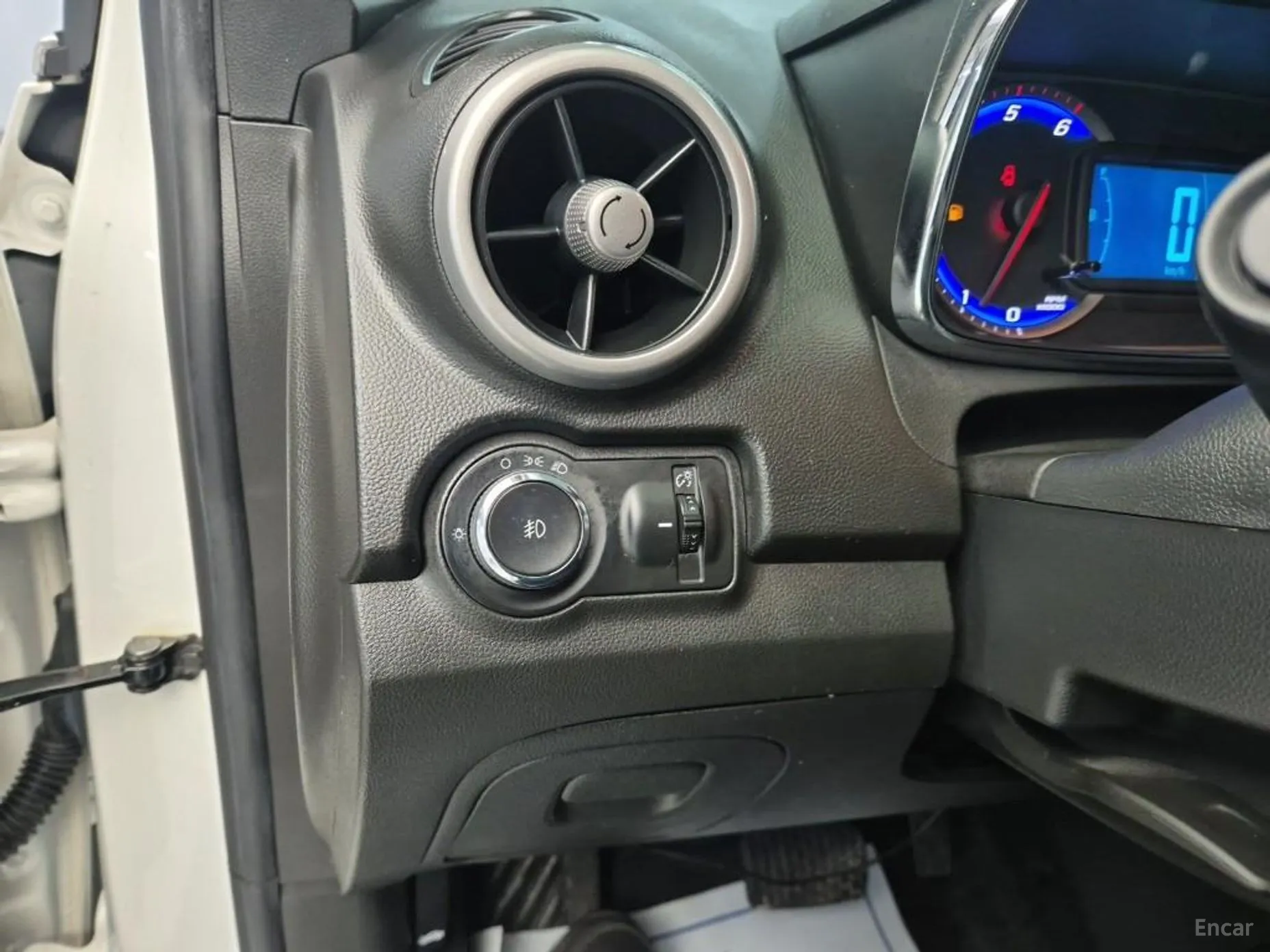 Chevrolet (GM Daewoo) Trax превью 17