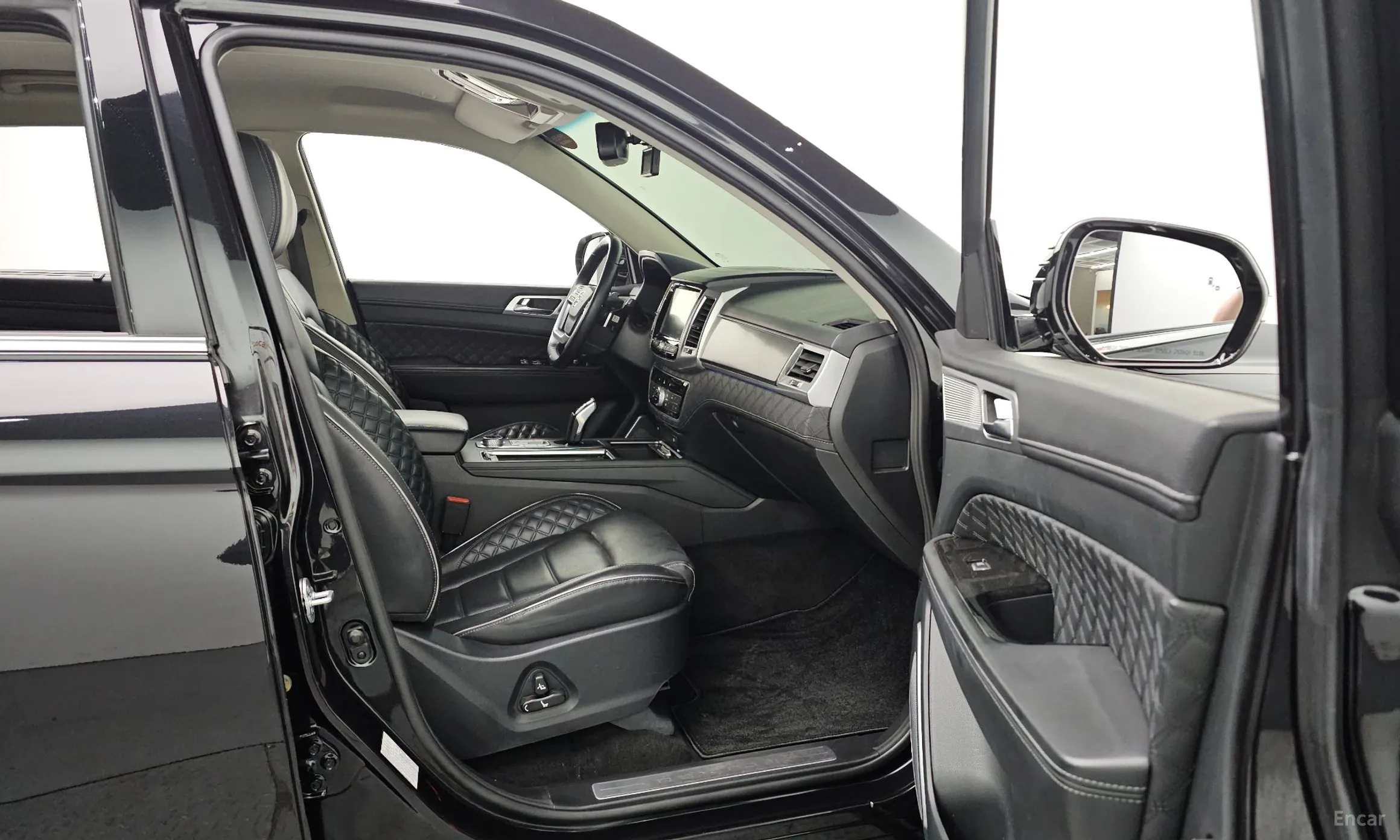 KG Mobility (SsangYong) Rexton превью 18