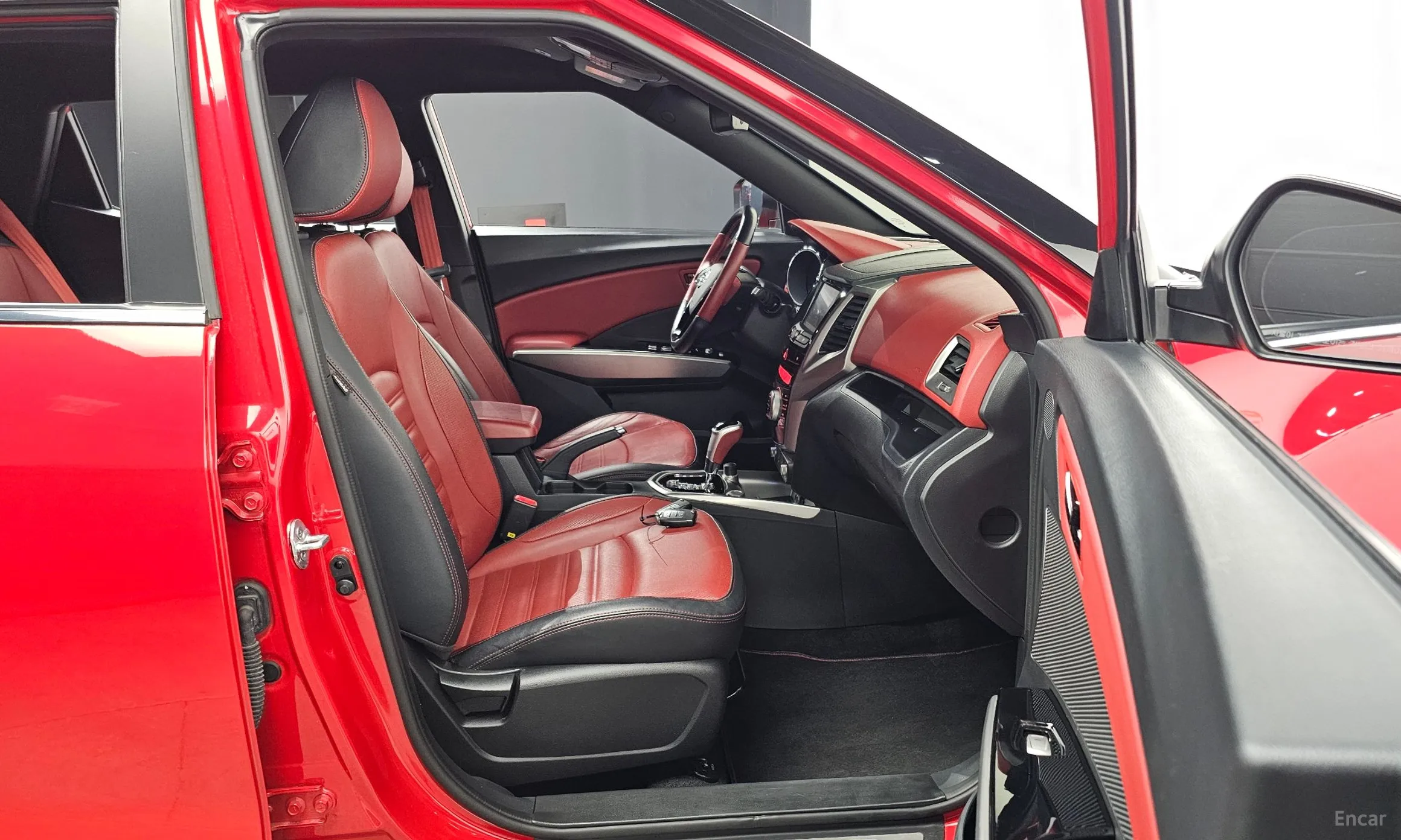KG Mobility (SsangYong) Tivoli, Lazio превью 12