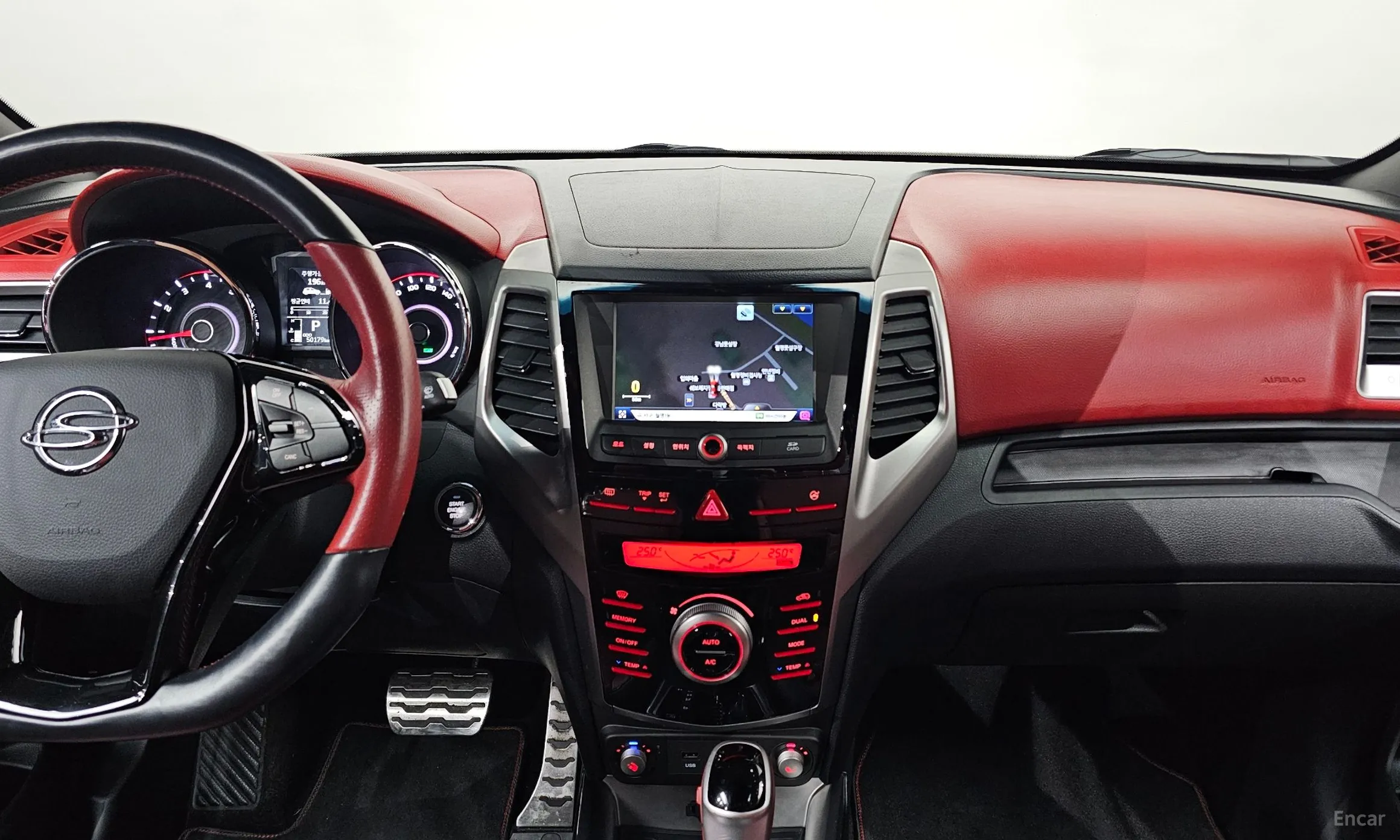 KG Mobility (SsangYong) Tivoli, Lazio превью 16