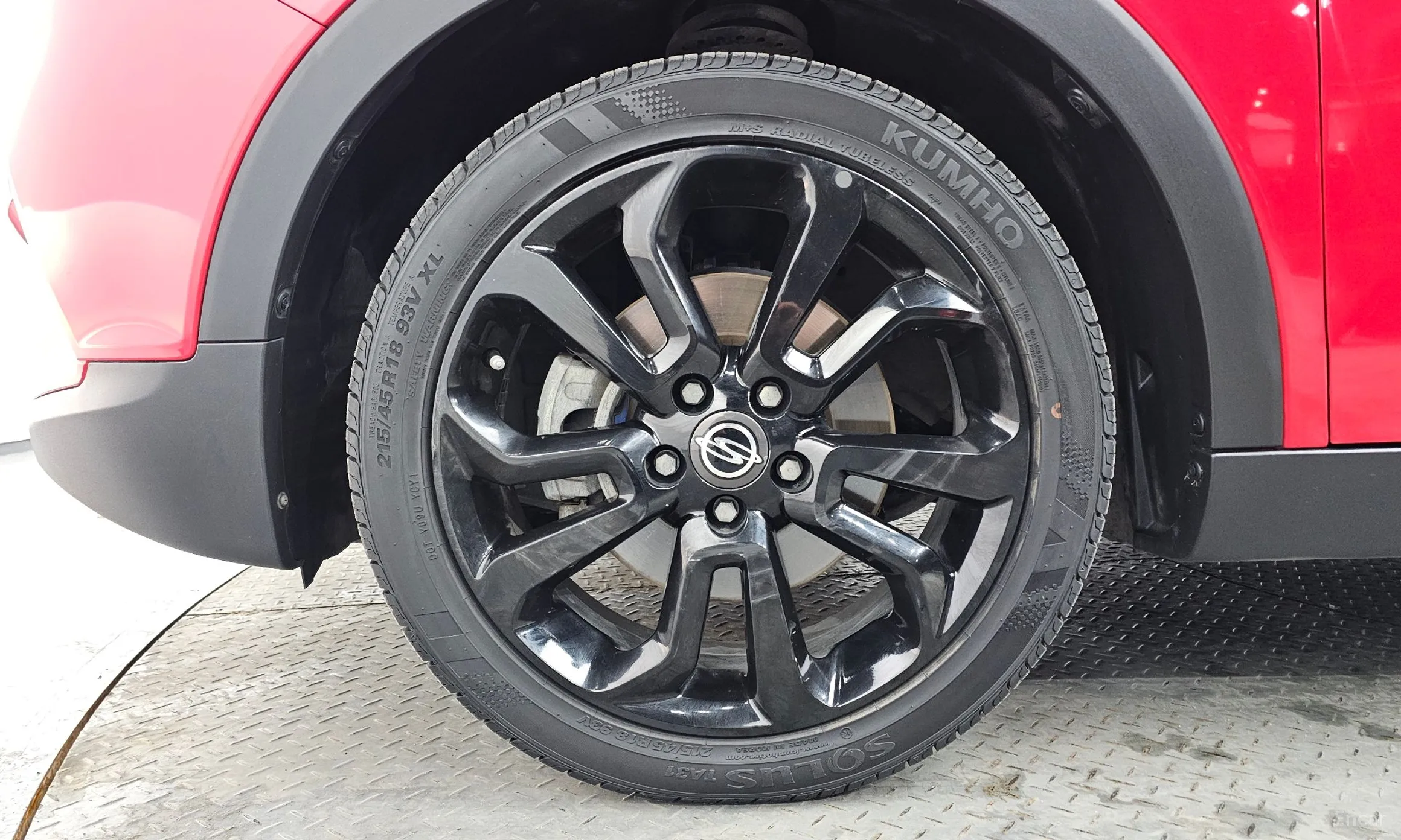KG Mobility (SsangYong) Tivoli, Lazio превью 5