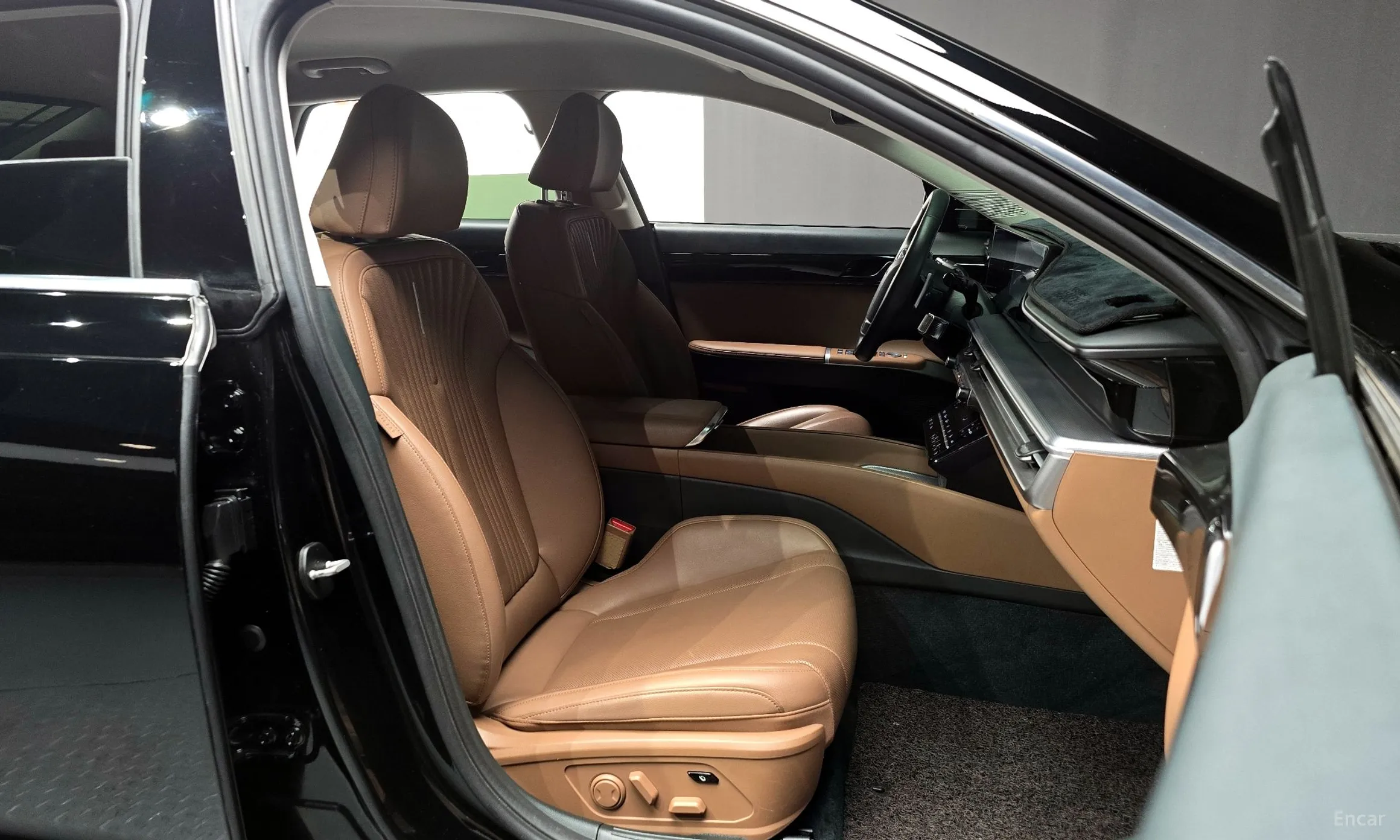 Hyundai Grandeur Hybrid (GN7) превью 10